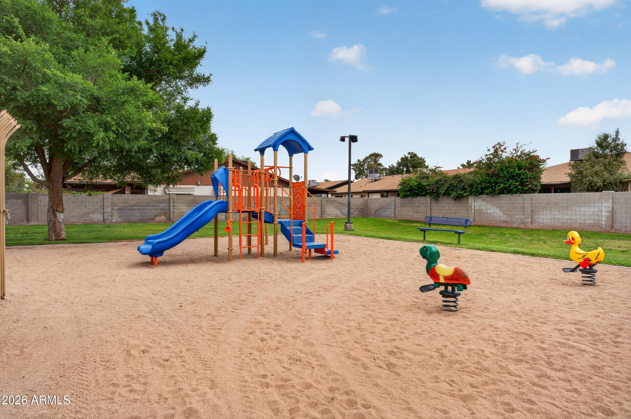 1753 E JACINTO Circle