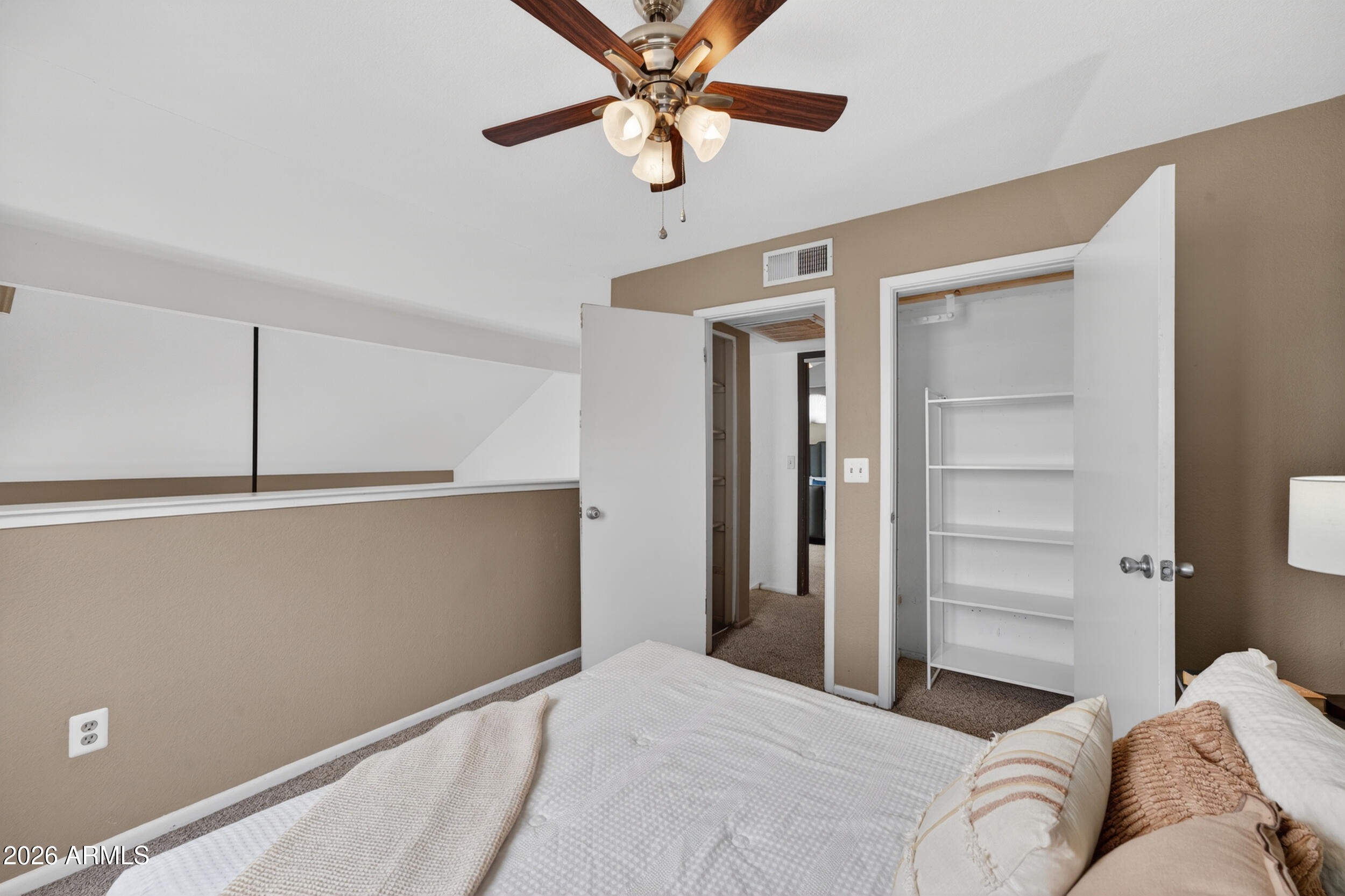 1753 E JACINTO Circle