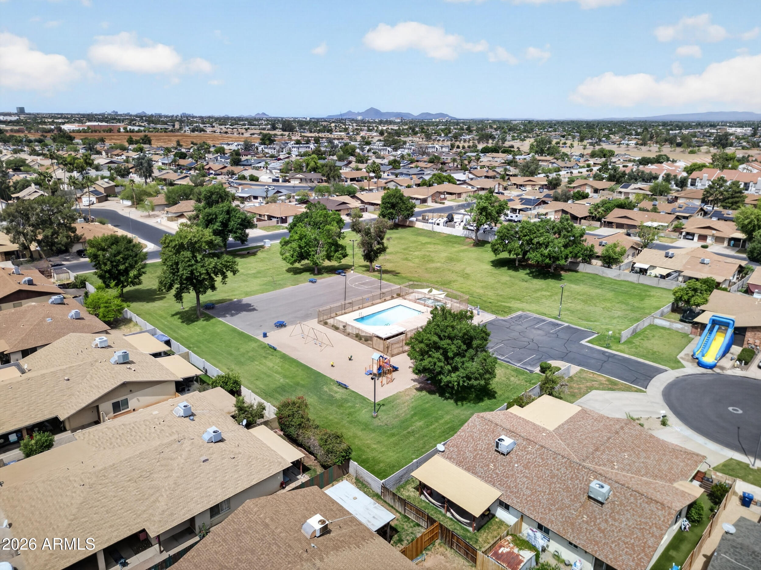 1753 E JACINTO Circle