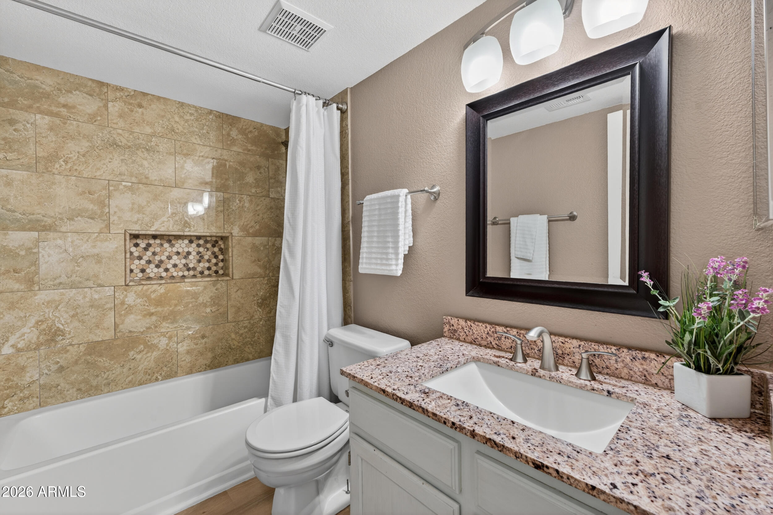 1753 E JACINTO Circle