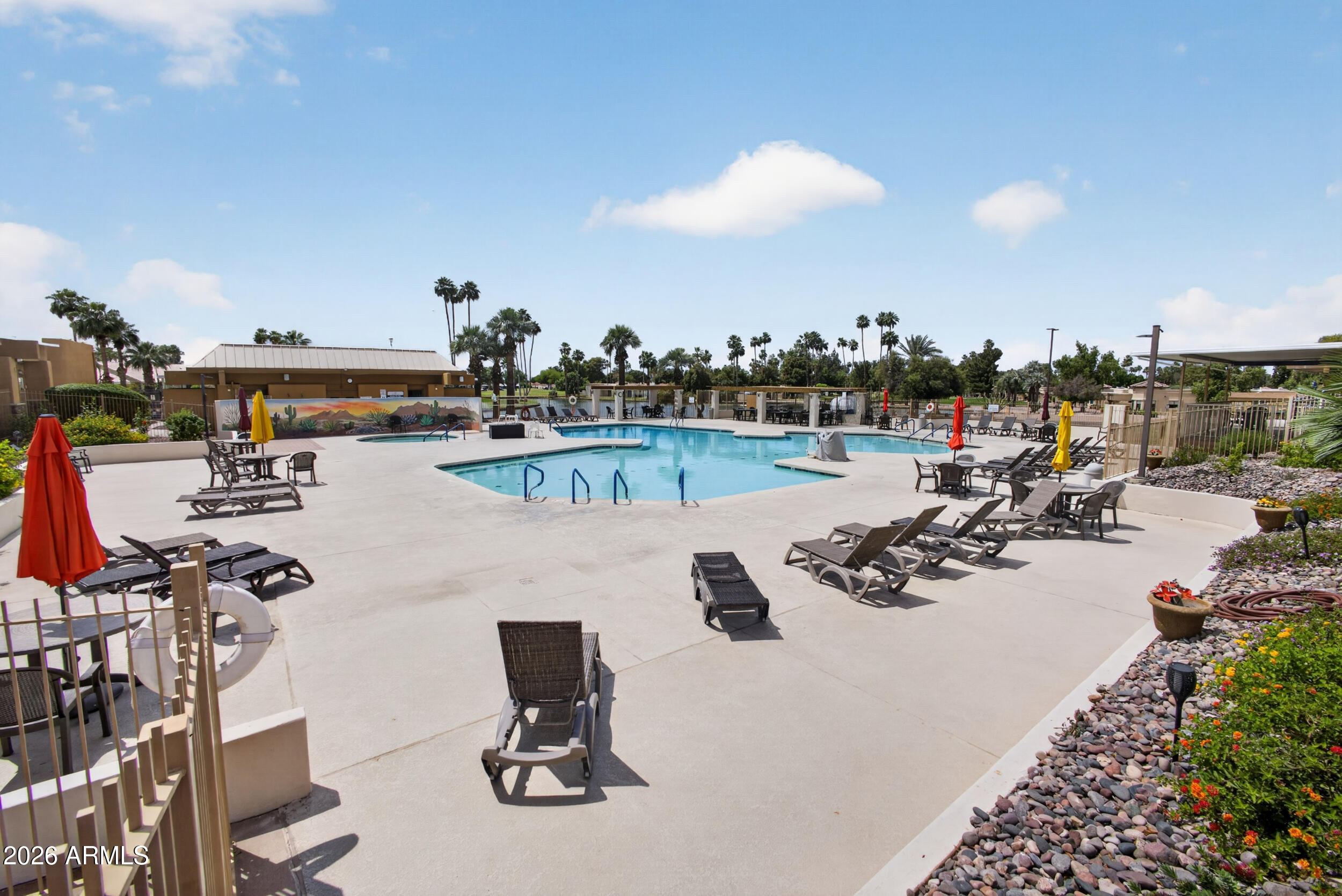 523 S PARK VIEW Circle