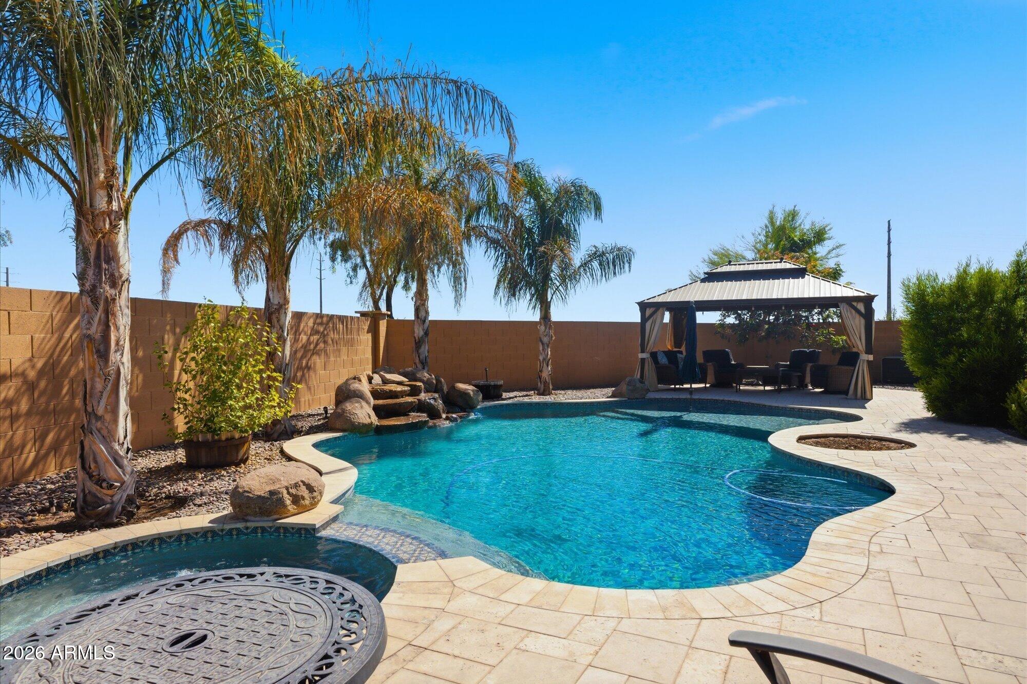 265 W TENIA Trail
