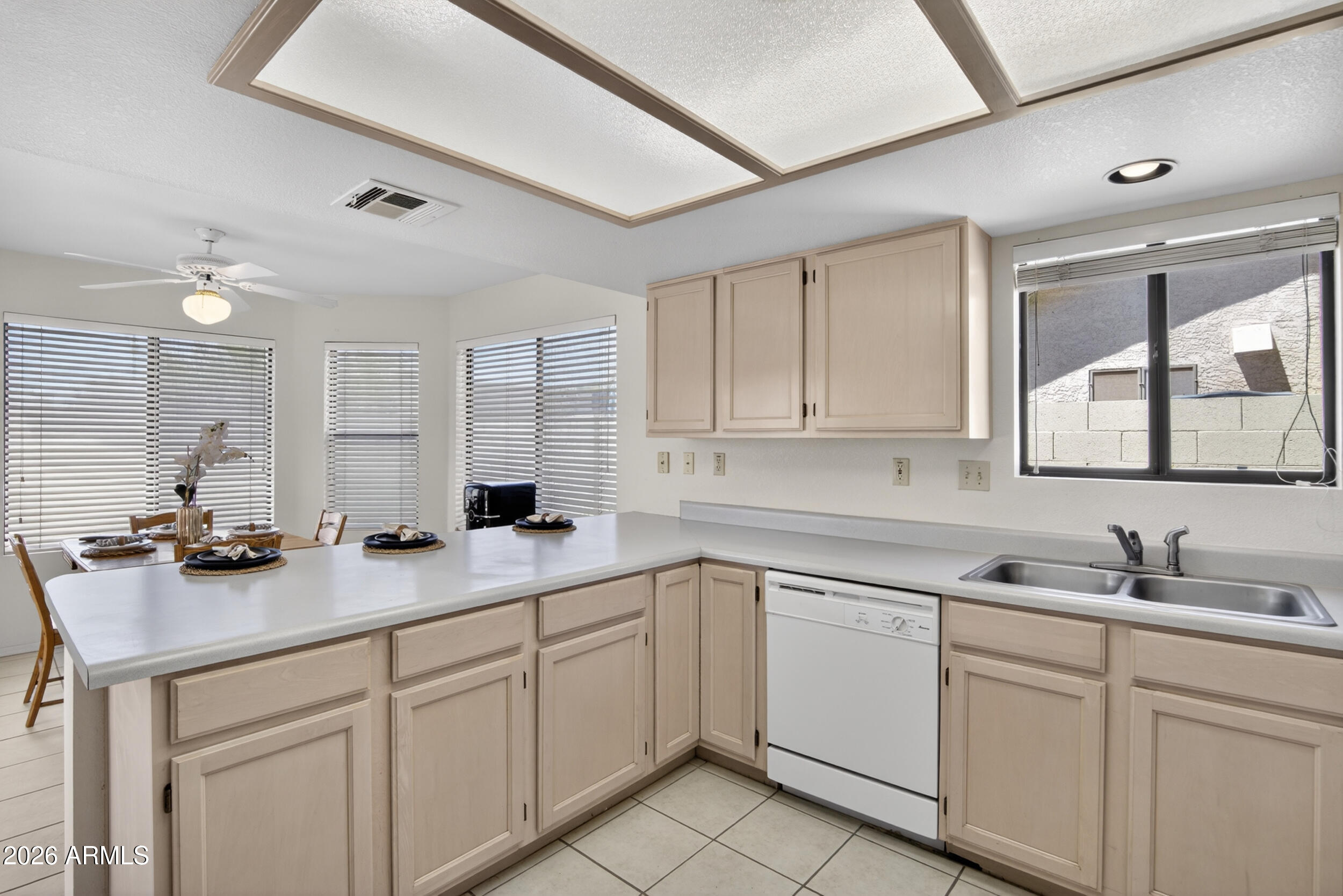 542 S HIGLEY Road 41