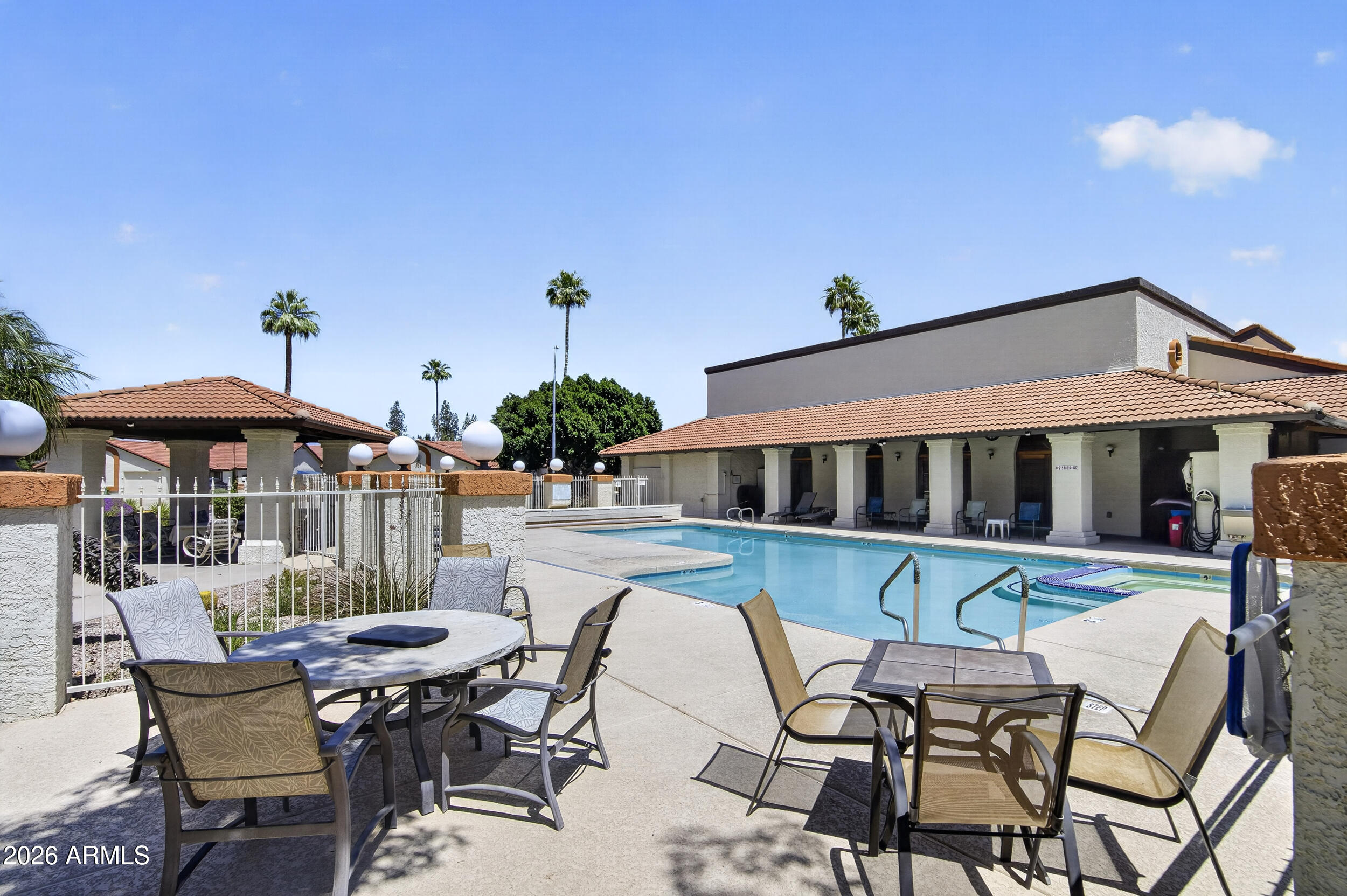 542 S HIGLEY Road 41