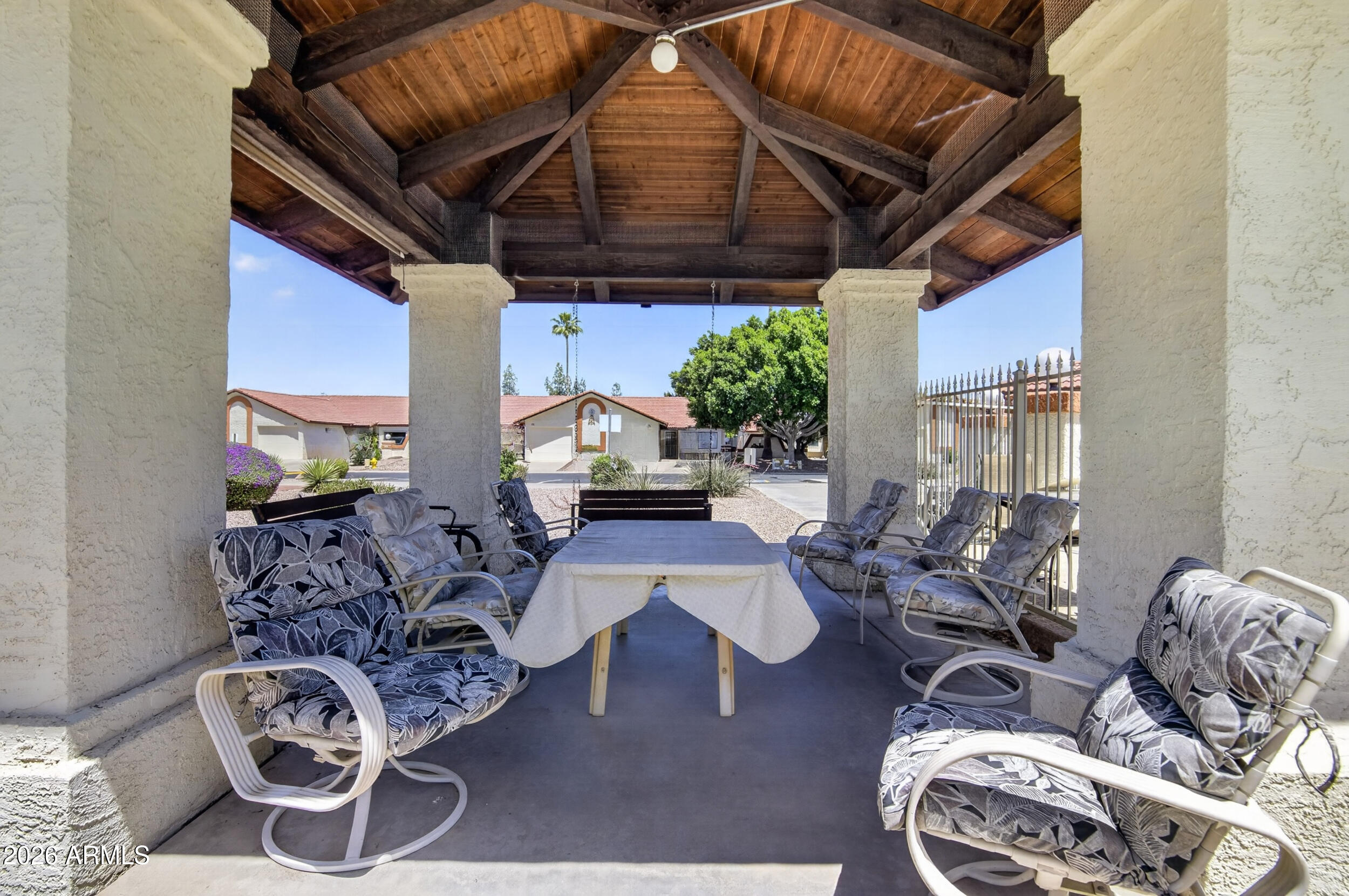 542 S HIGLEY Road 41