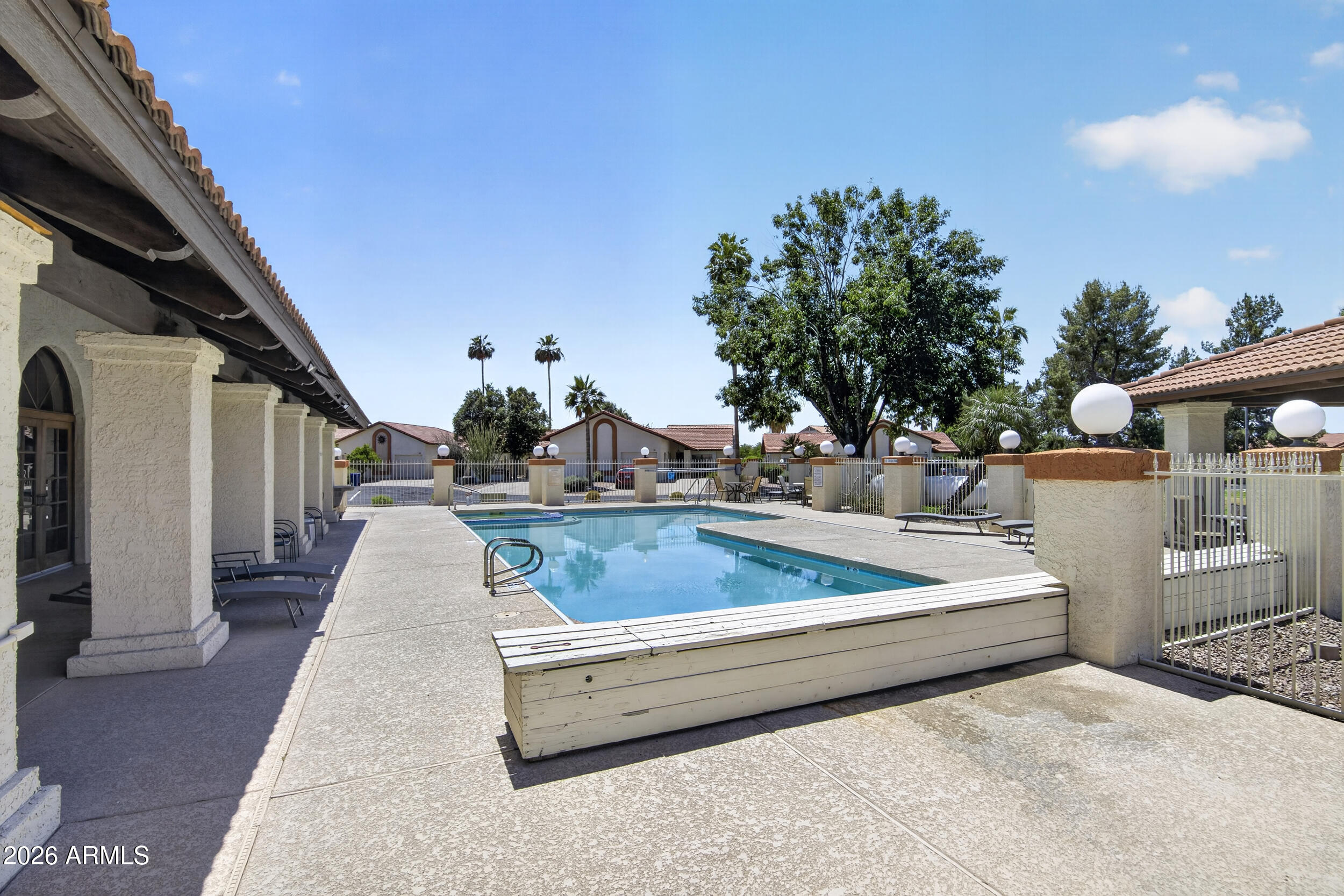 542 S HIGLEY Road 41