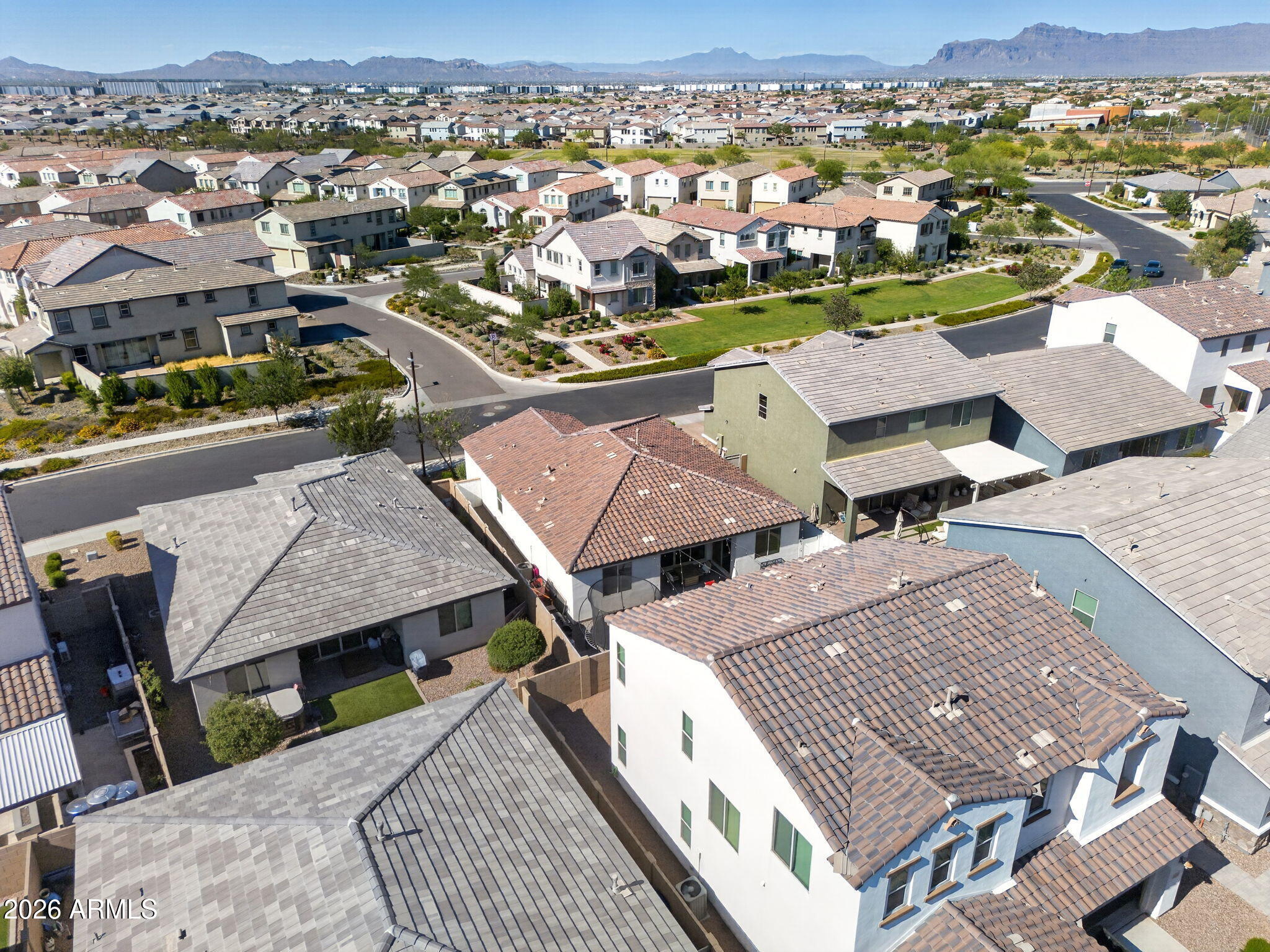 9763 E SUBURBAN Drive
