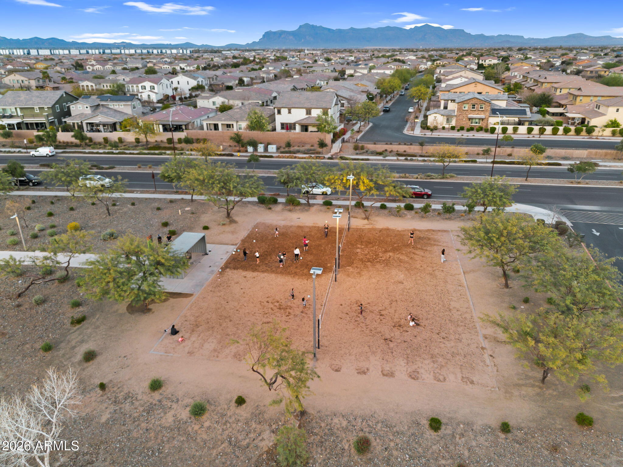 9763 E SUBURBAN Drive