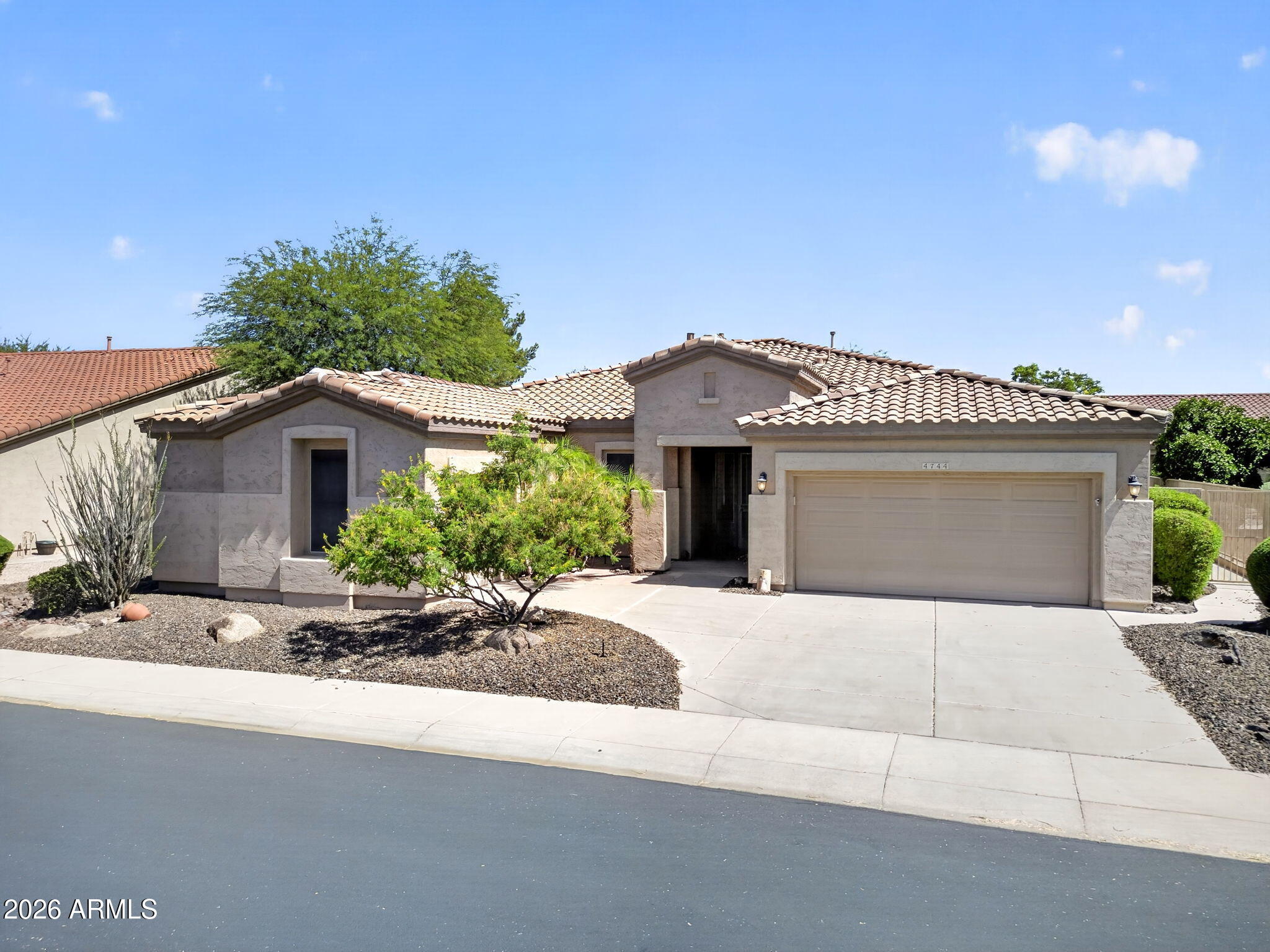 4744 E CAROB Drive