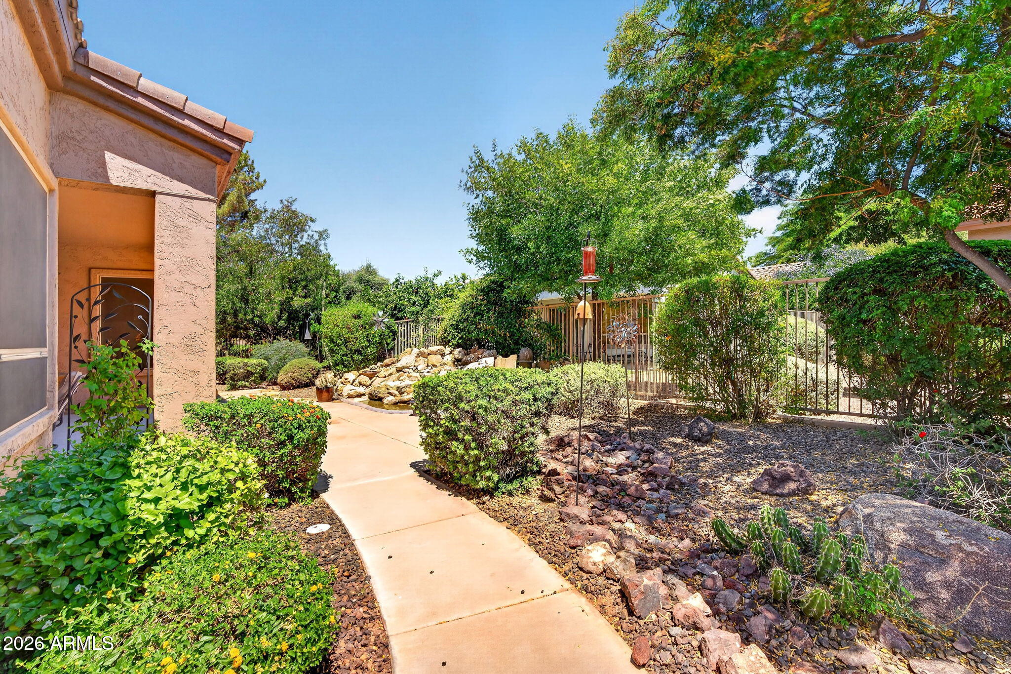 4744 E CAROB Drive