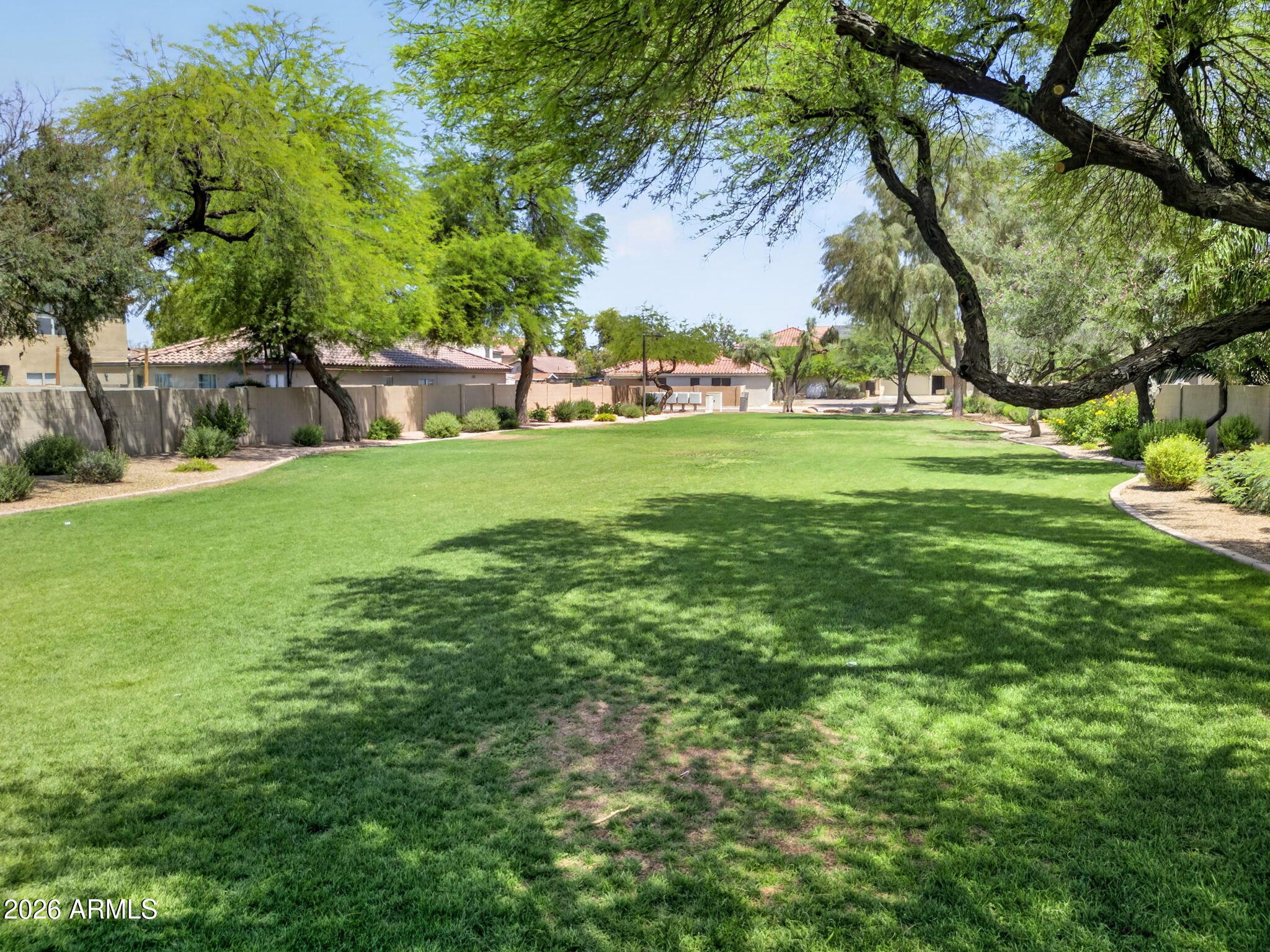 2275 E PEACH TREE Drive