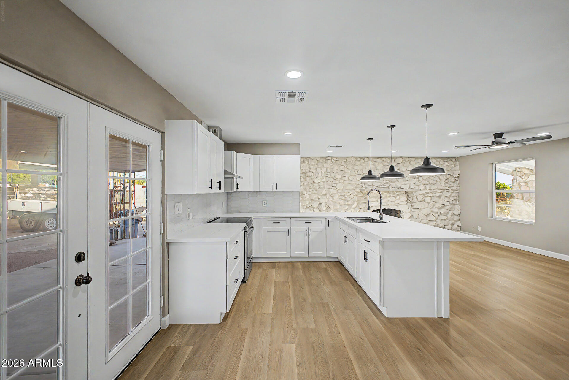 501 N 98TH Street