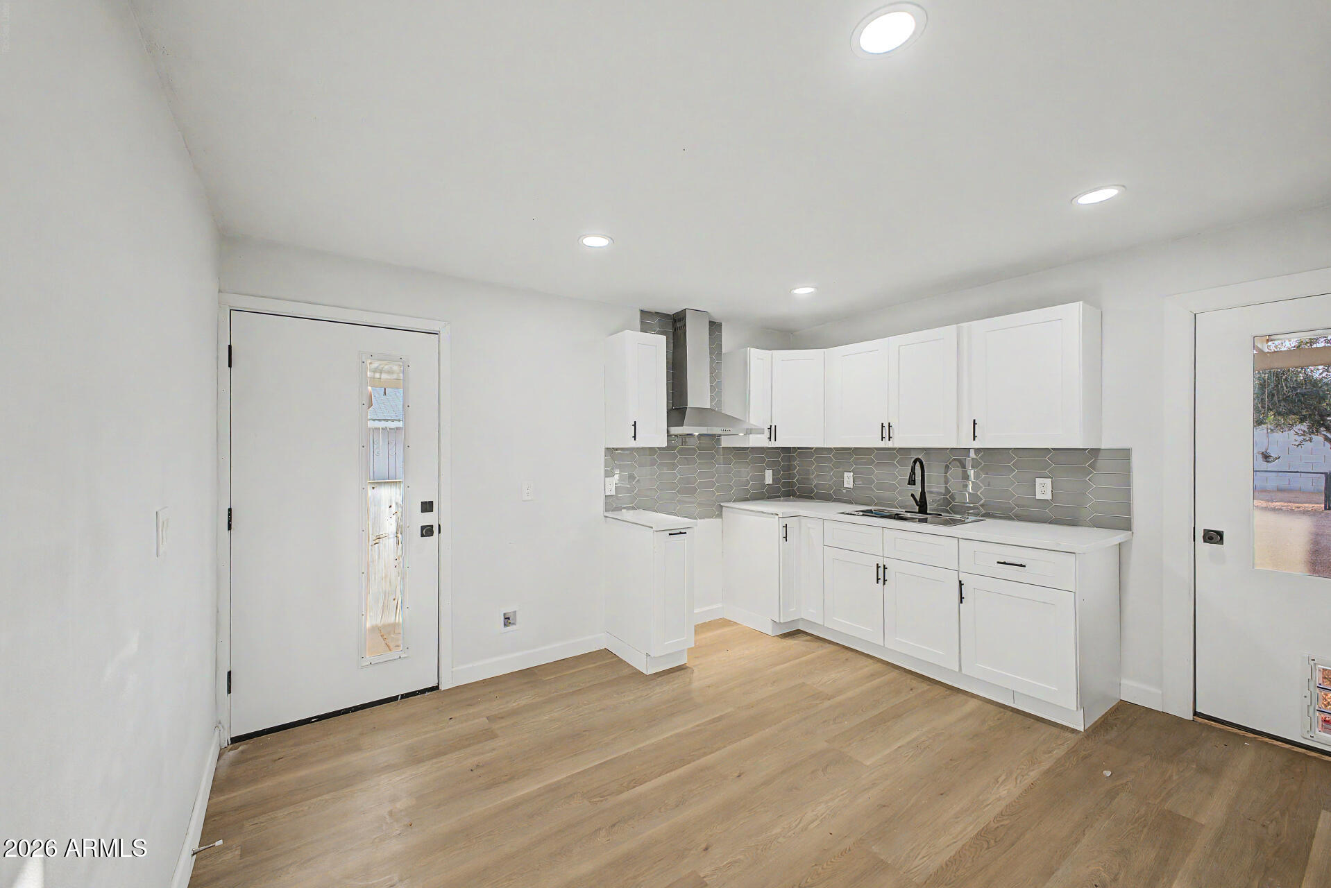 501 N 98TH Street