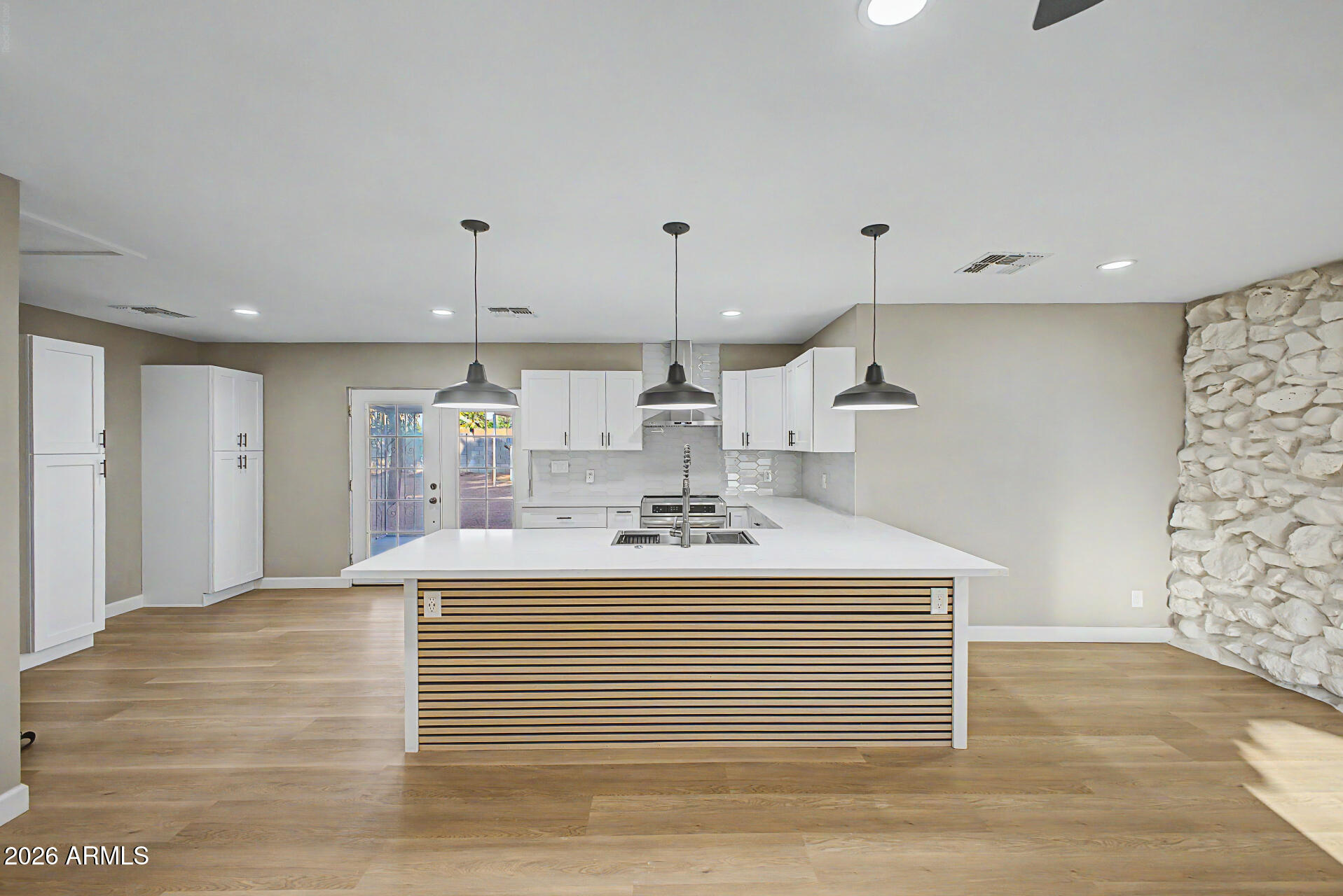 501 N 98TH Street
