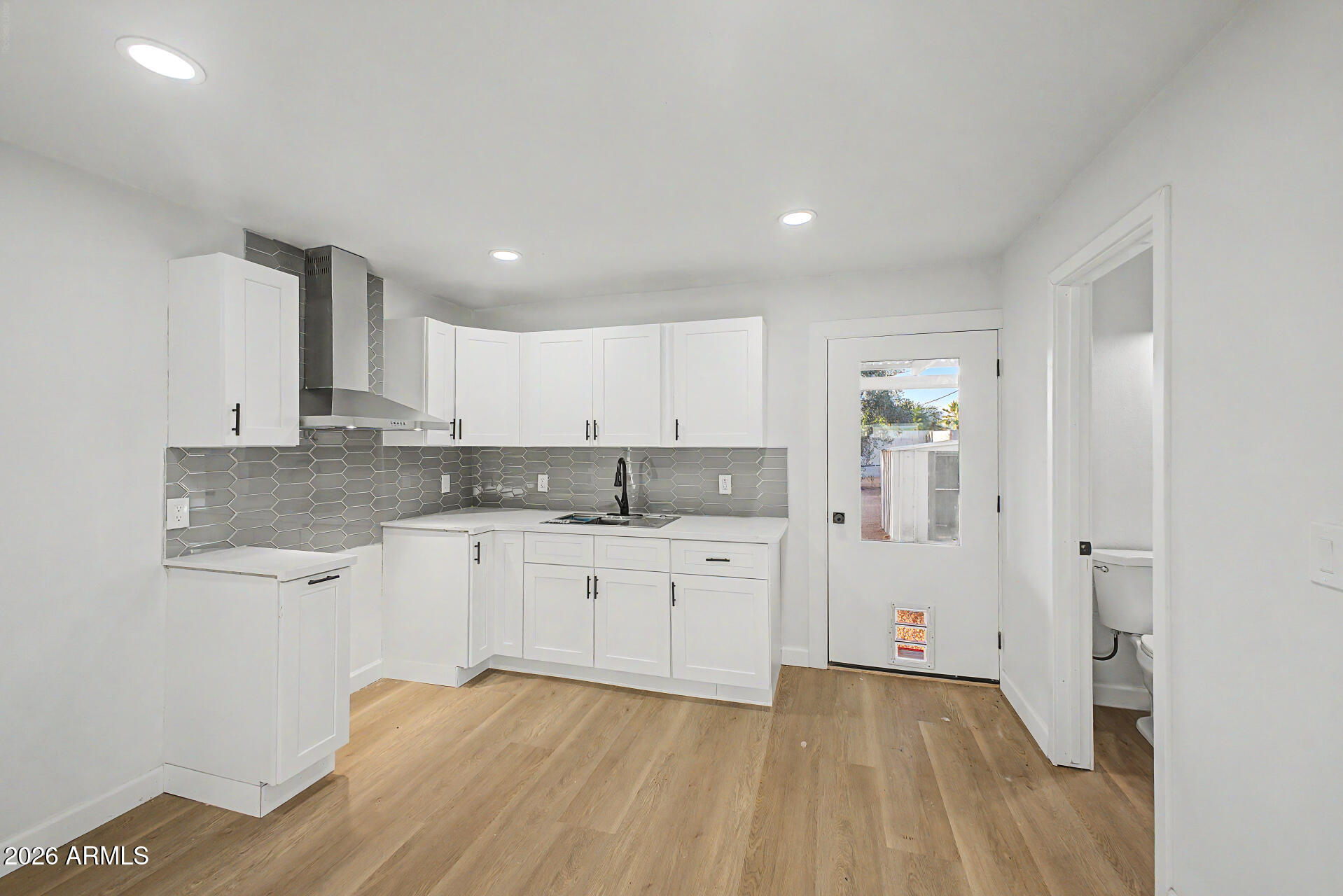 501 N 98TH Street