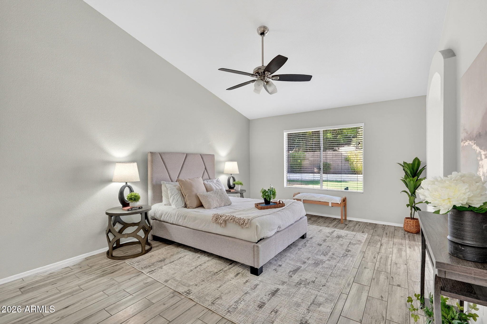 1114 E ARTESIAN Way