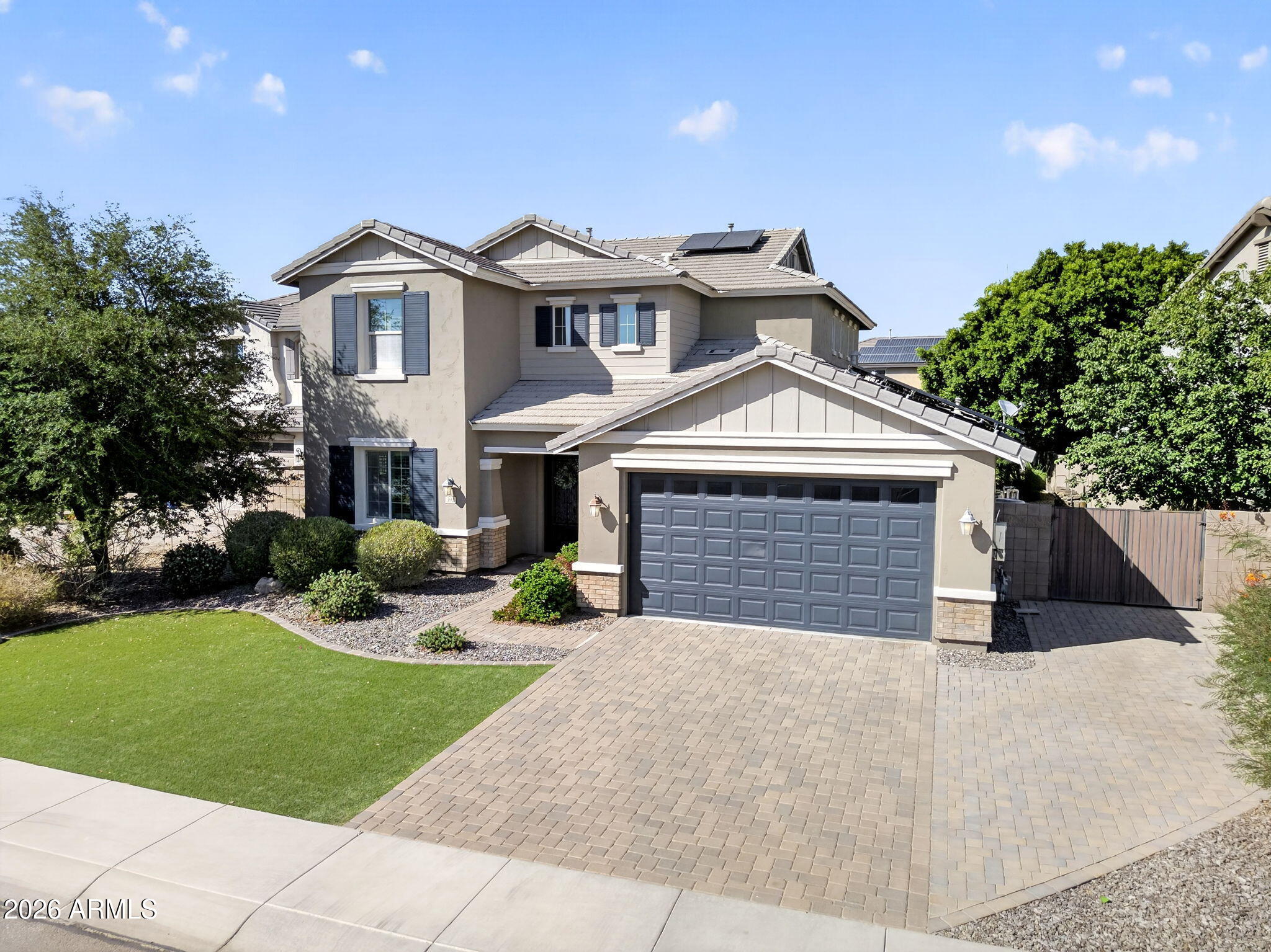 392 E BELLERIVE Place