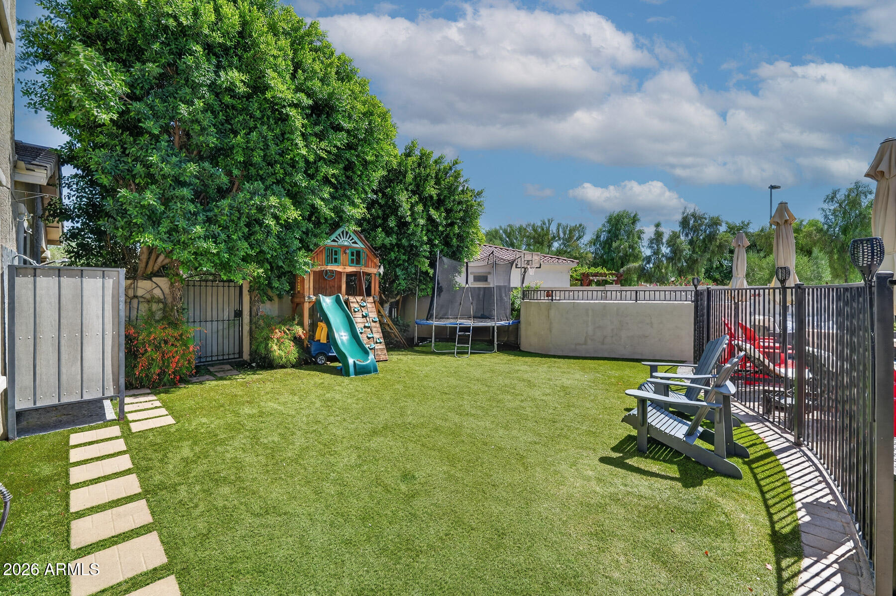 1451 W SEA FOG Drive