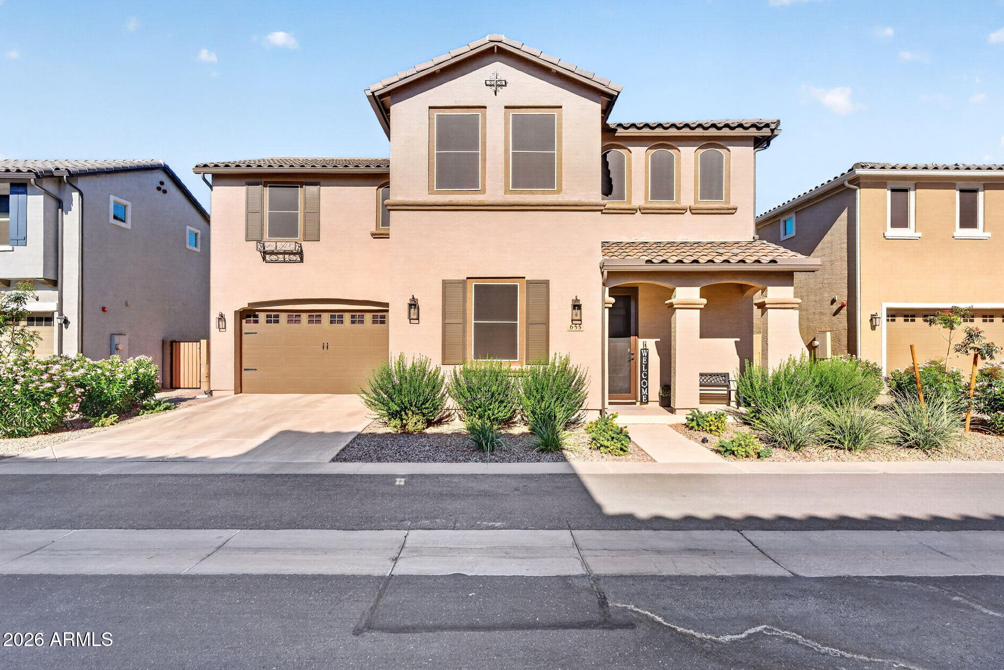 655 S LONGSPUR Lane