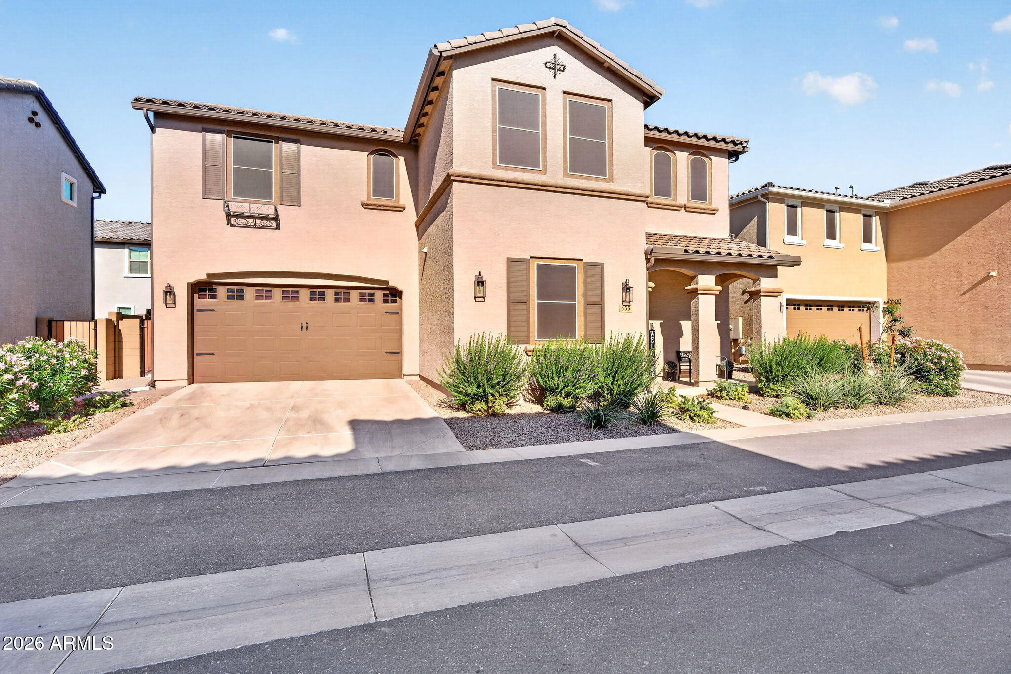 655 S LONGSPUR Lane