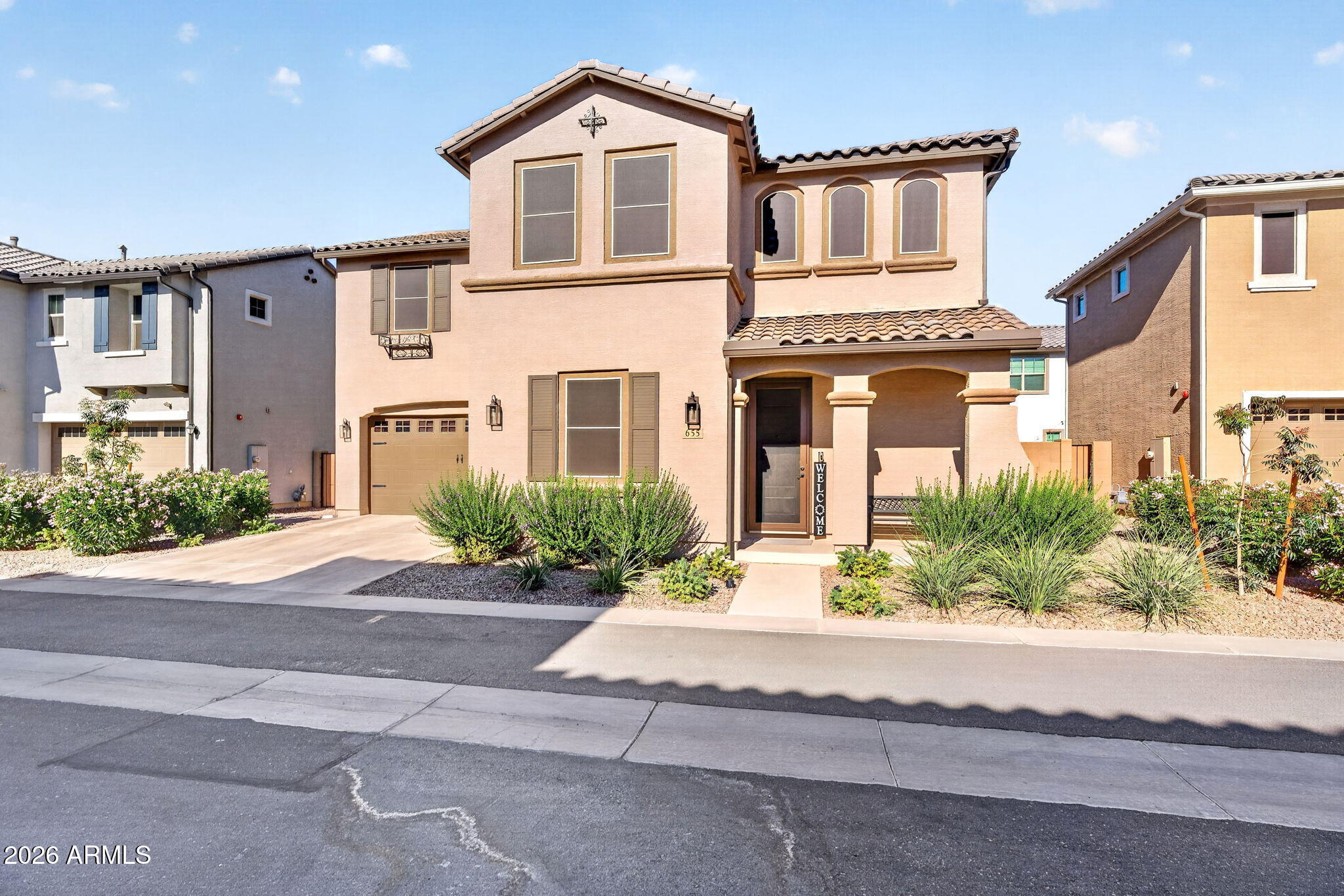 655 S LONGSPUR Lane