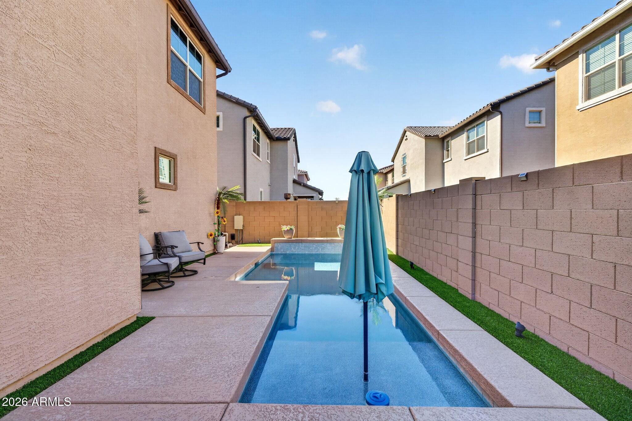 655 S LONGSPUR Lane