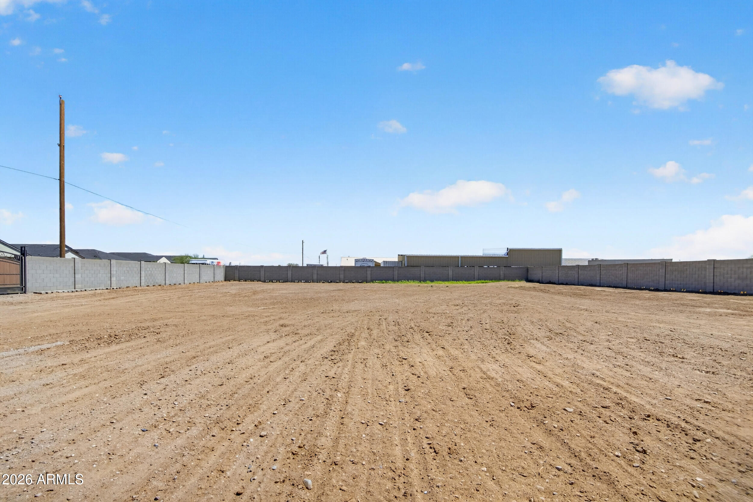 5317 E Lonesome Dove Trail