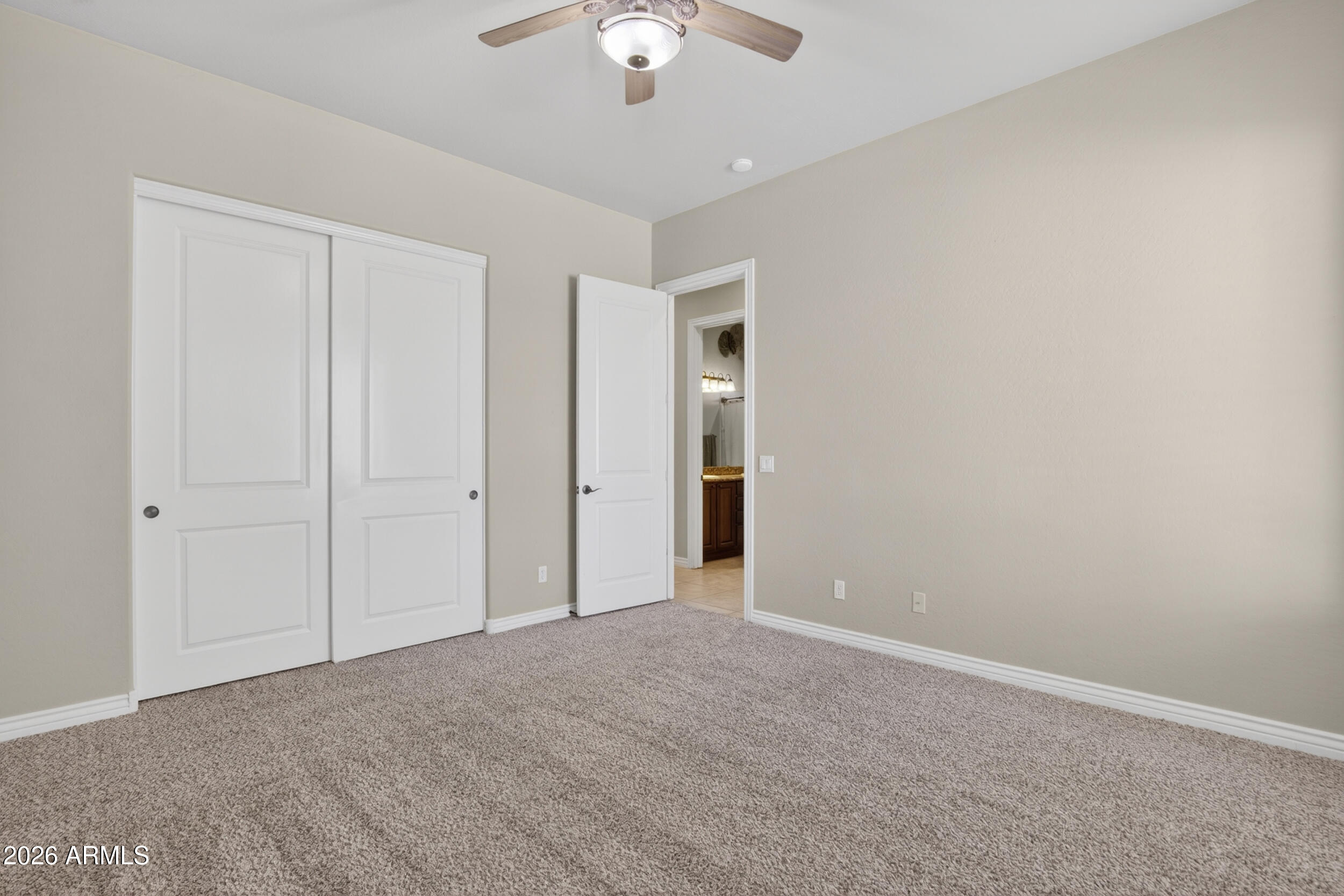 5317 E Lonesome Dove Trail