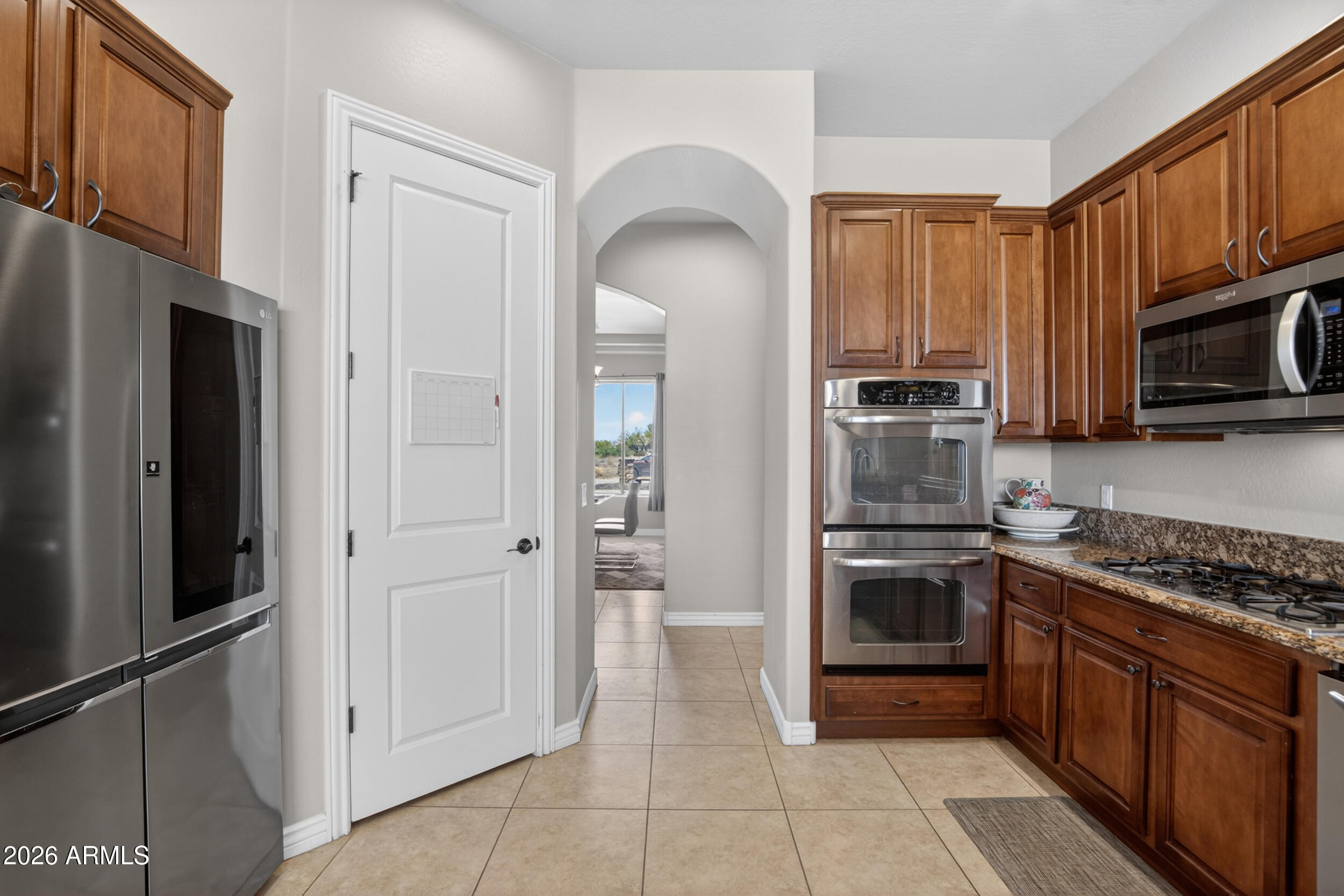5317 E Lonesome Dove Trail