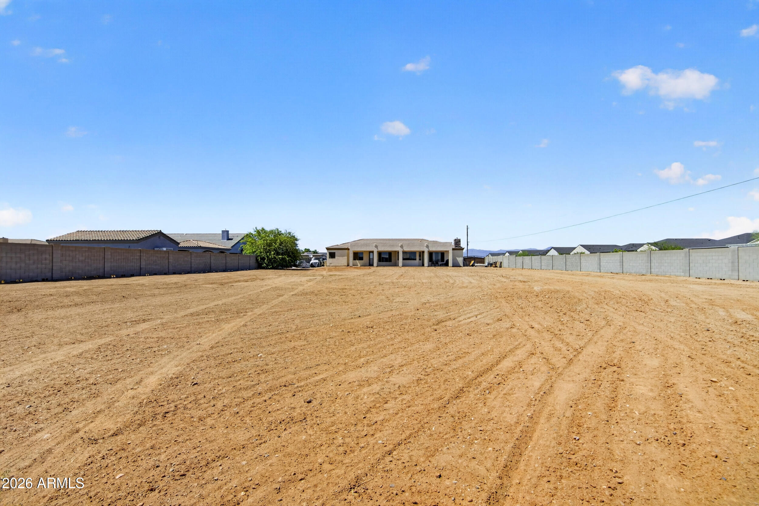 5317 E Lonesome Dove Trail