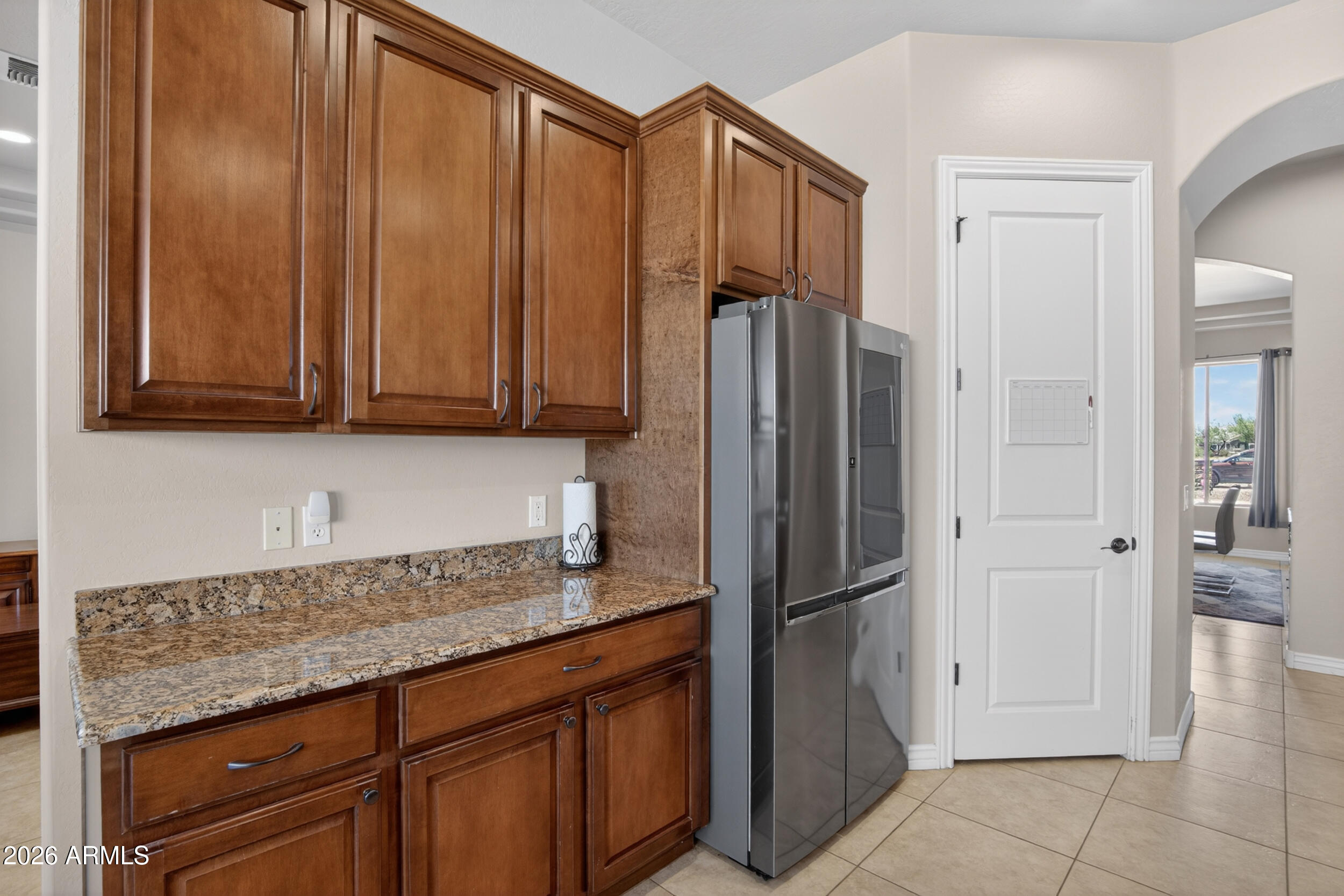 5317 E Lonesome Dove Trail