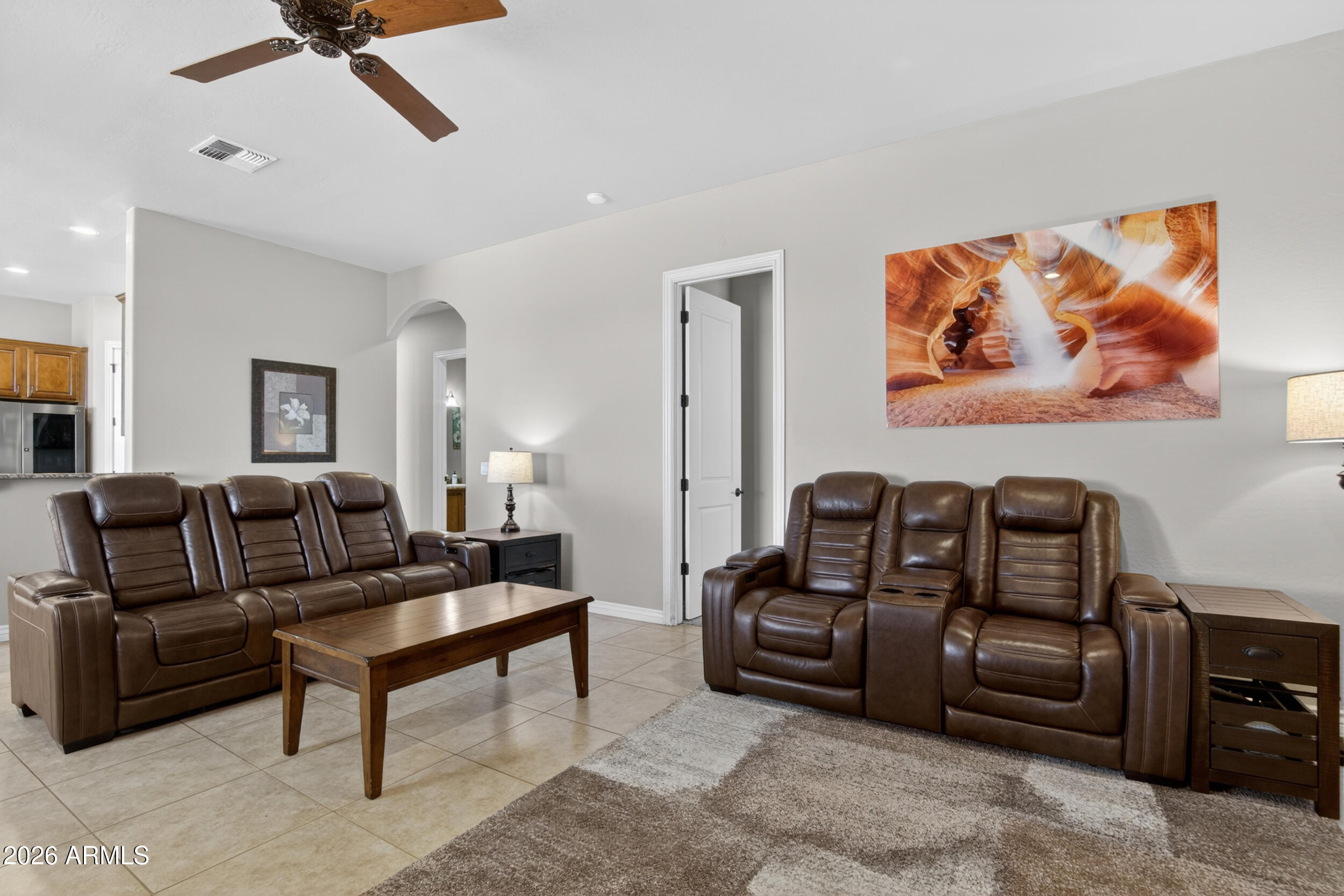 5317 E Lonesome Dove Trail