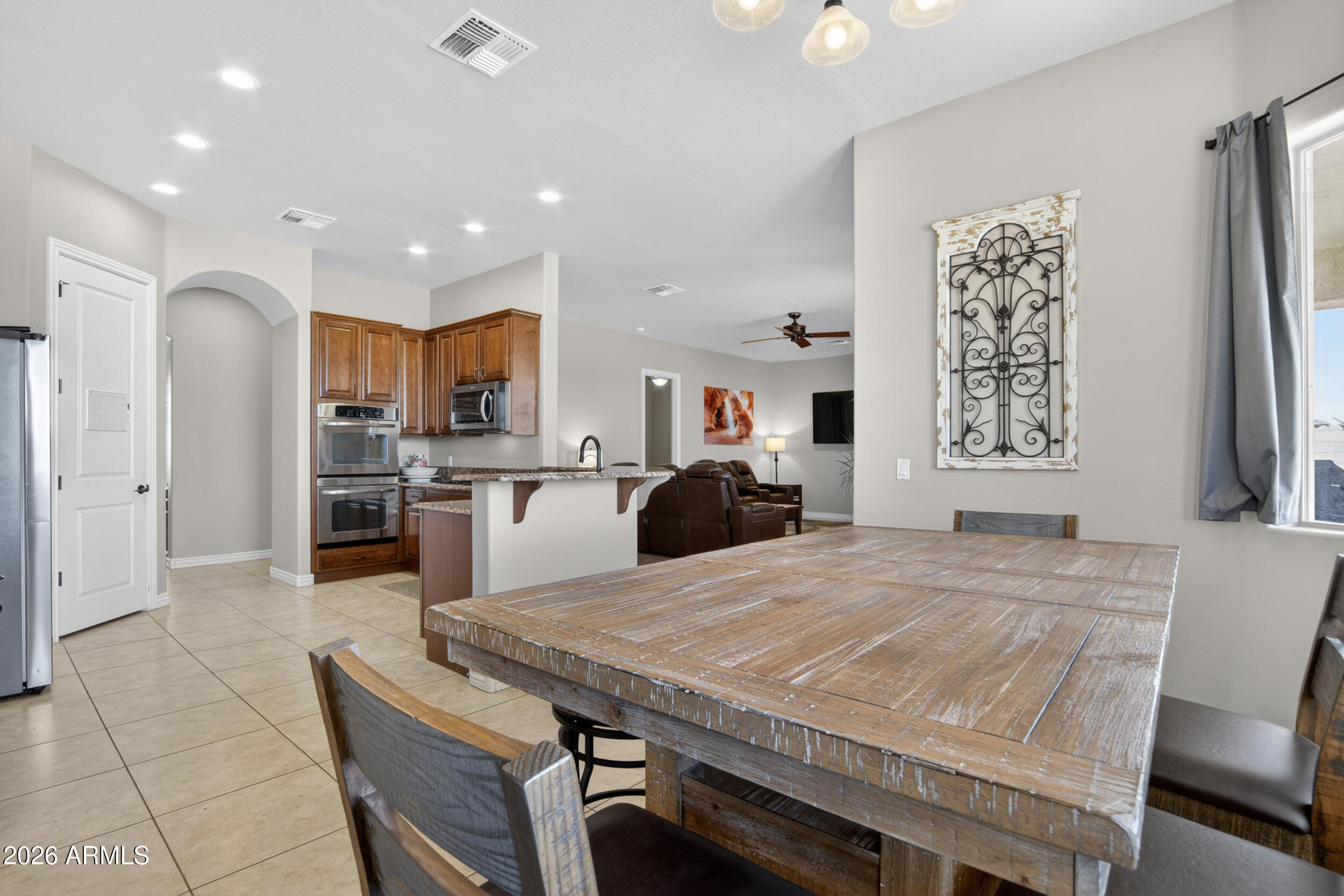 5317 E Lonesome Dove Trail