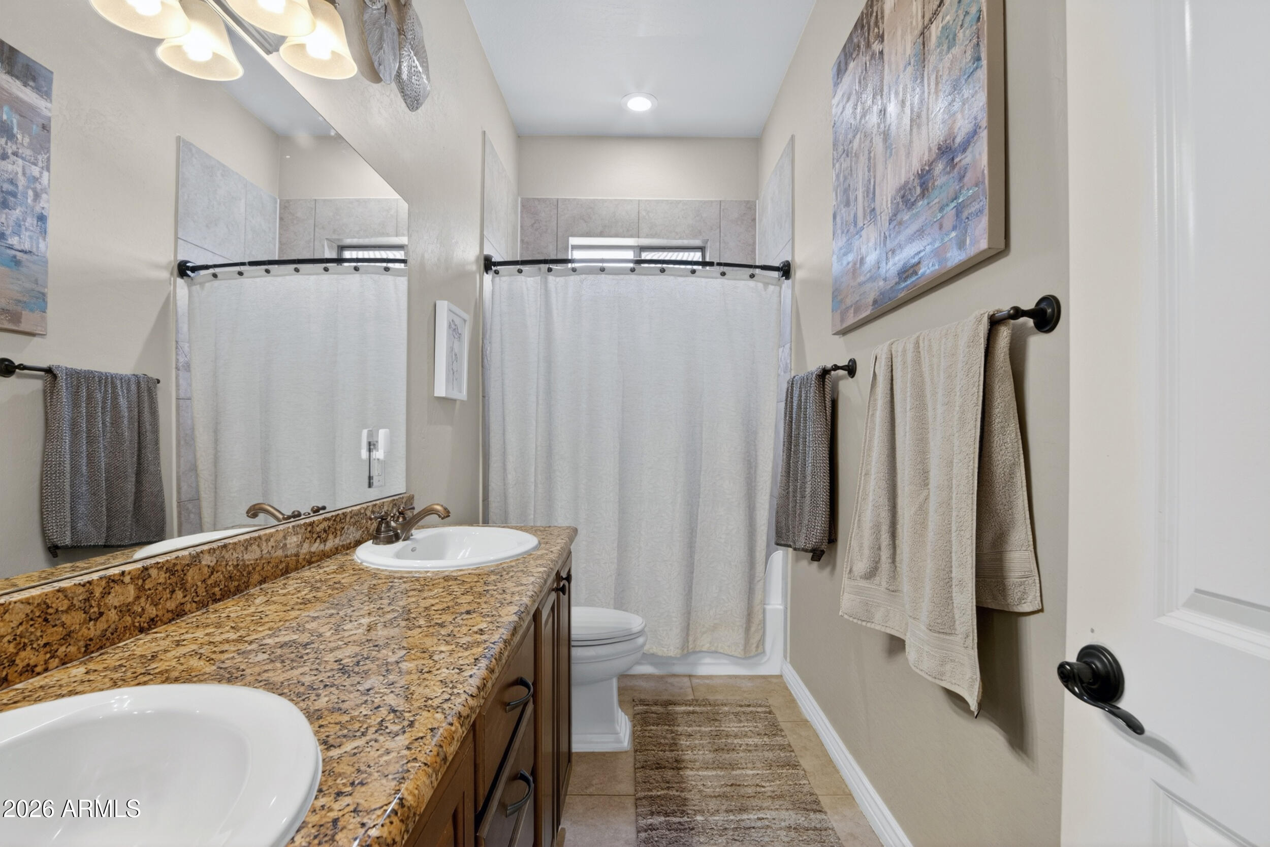 5317 E Lonesome Dove Trail