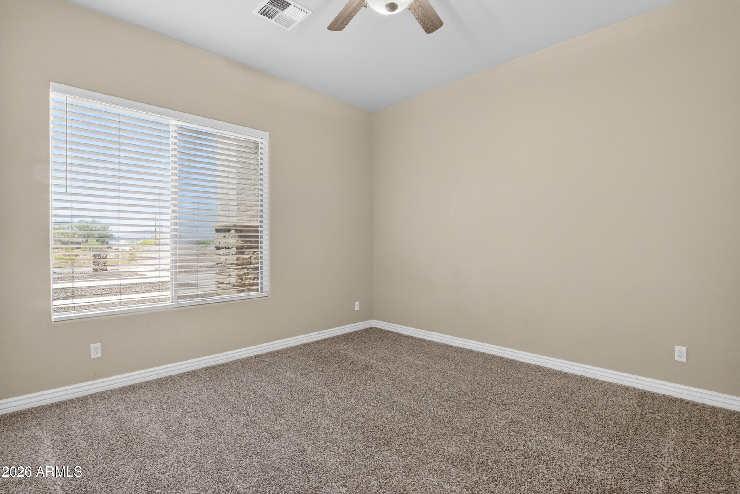 5317 E Lonesome Dove Trail