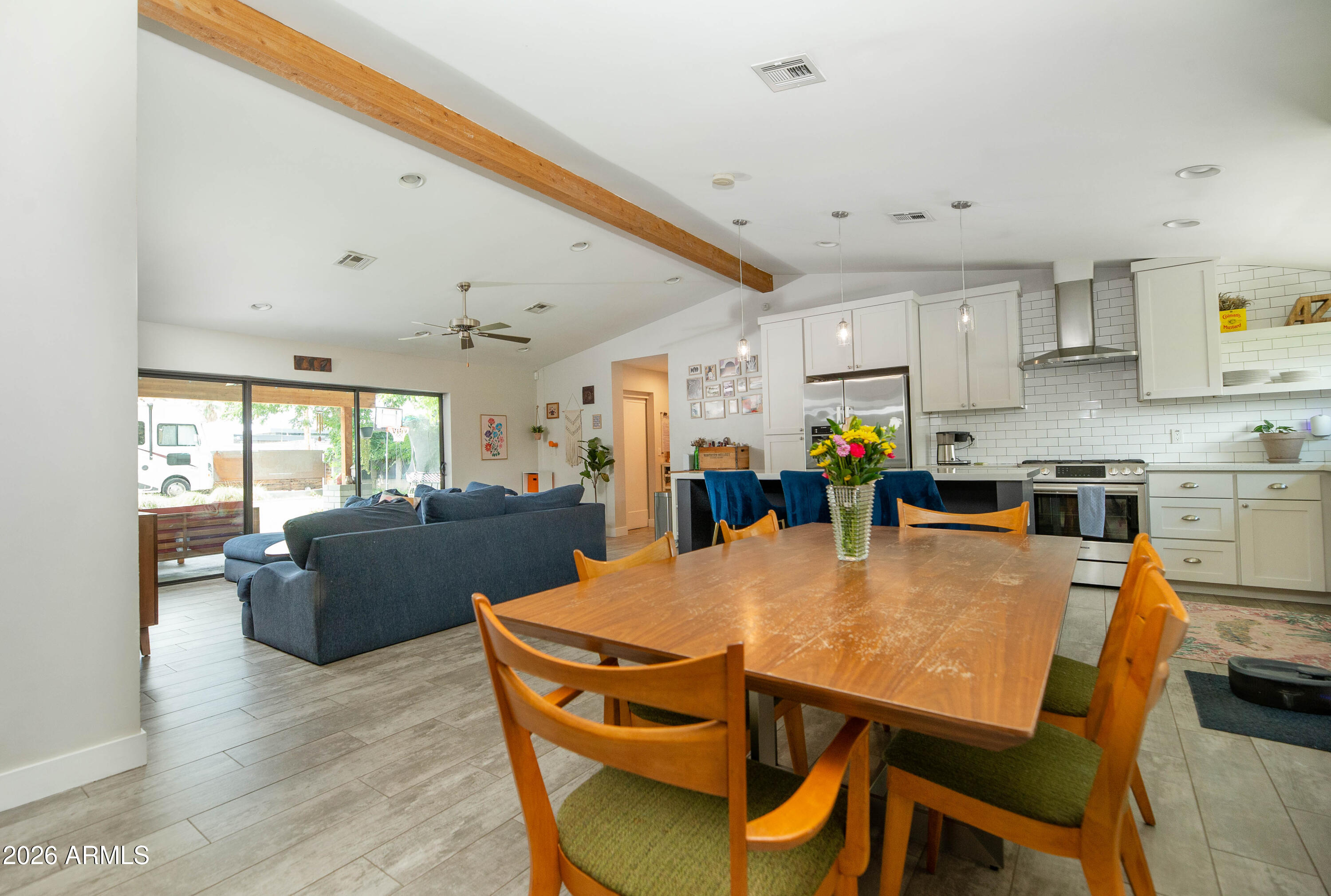 1409 W ROVEY Avenue