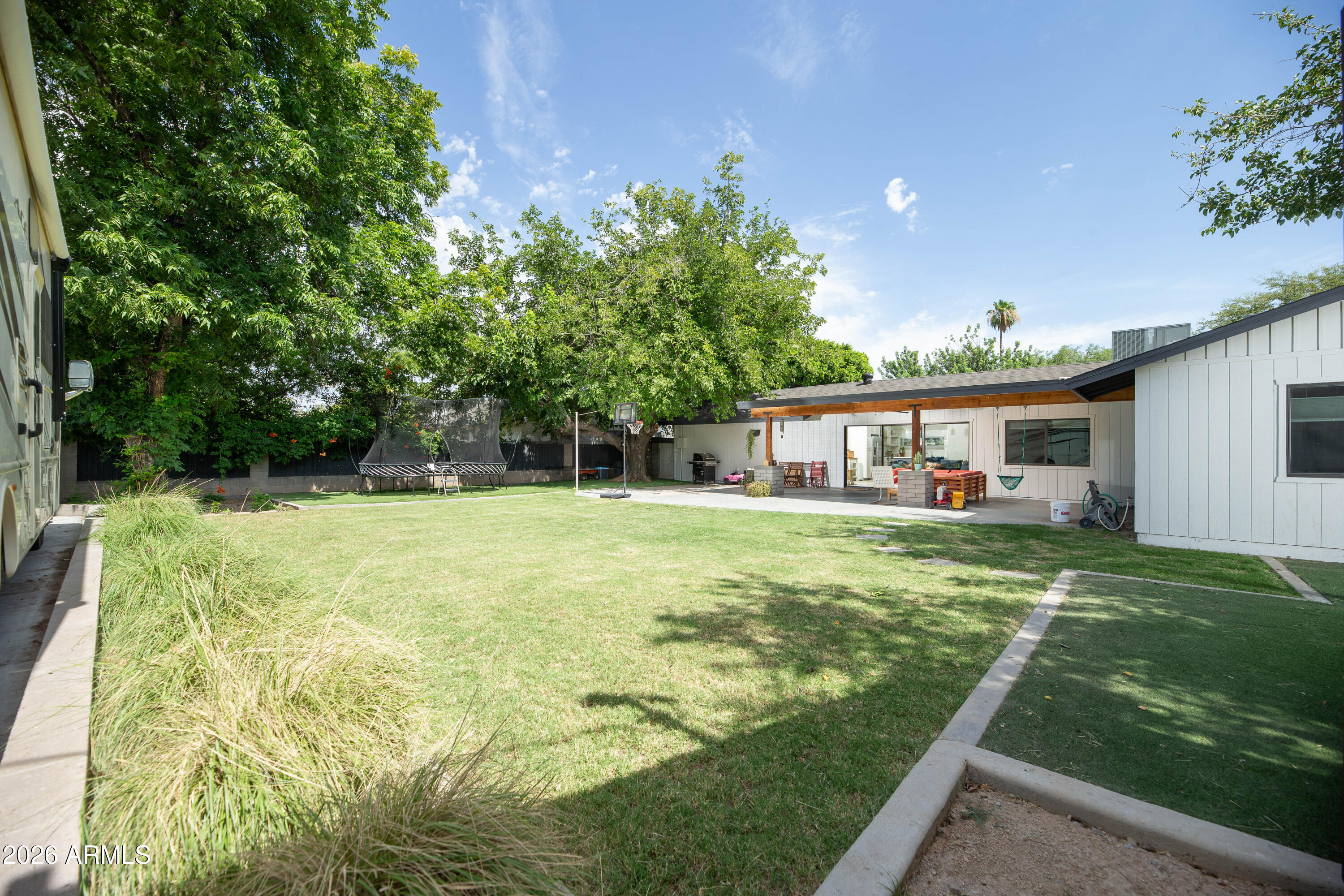 1409 W ROVEY Avenue