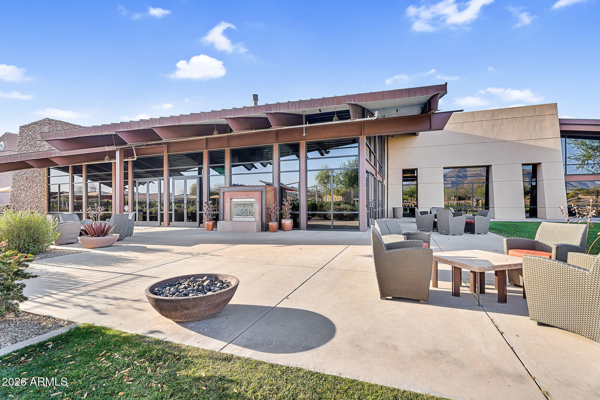 2183 E LA COSTA Drive