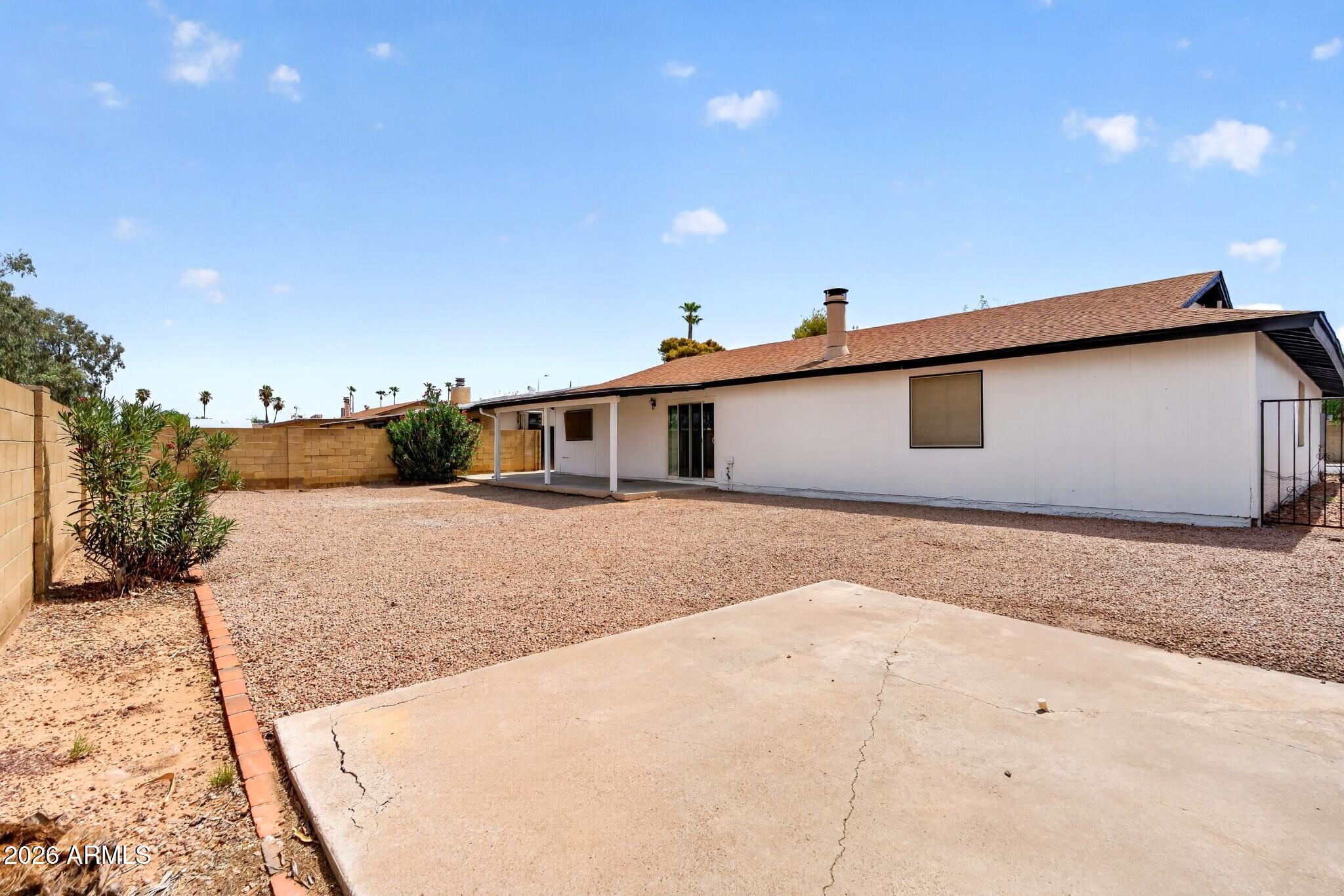 2214 S COTTONWOOD Drive