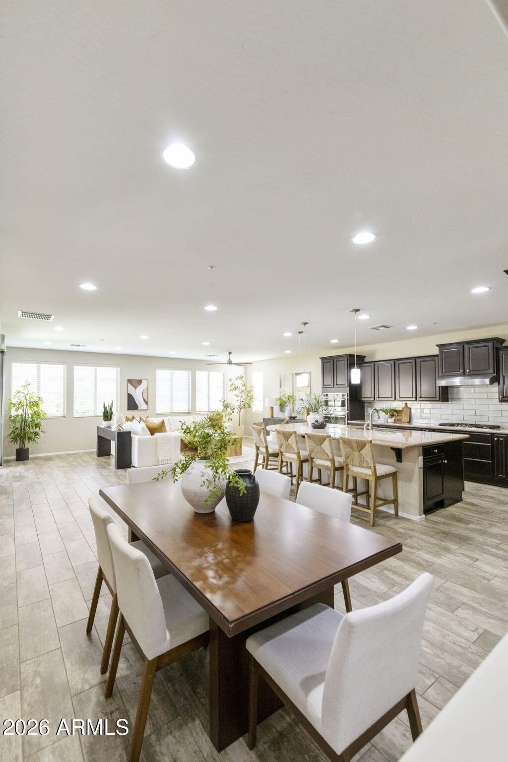3386 E TIFFANY Court