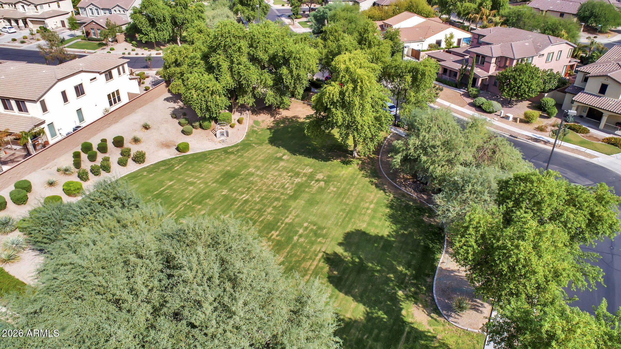 3386 E TIFFANY Court