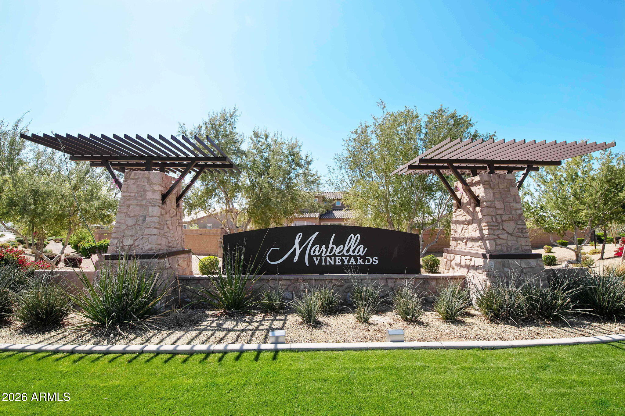3386 E TIFFANY Court