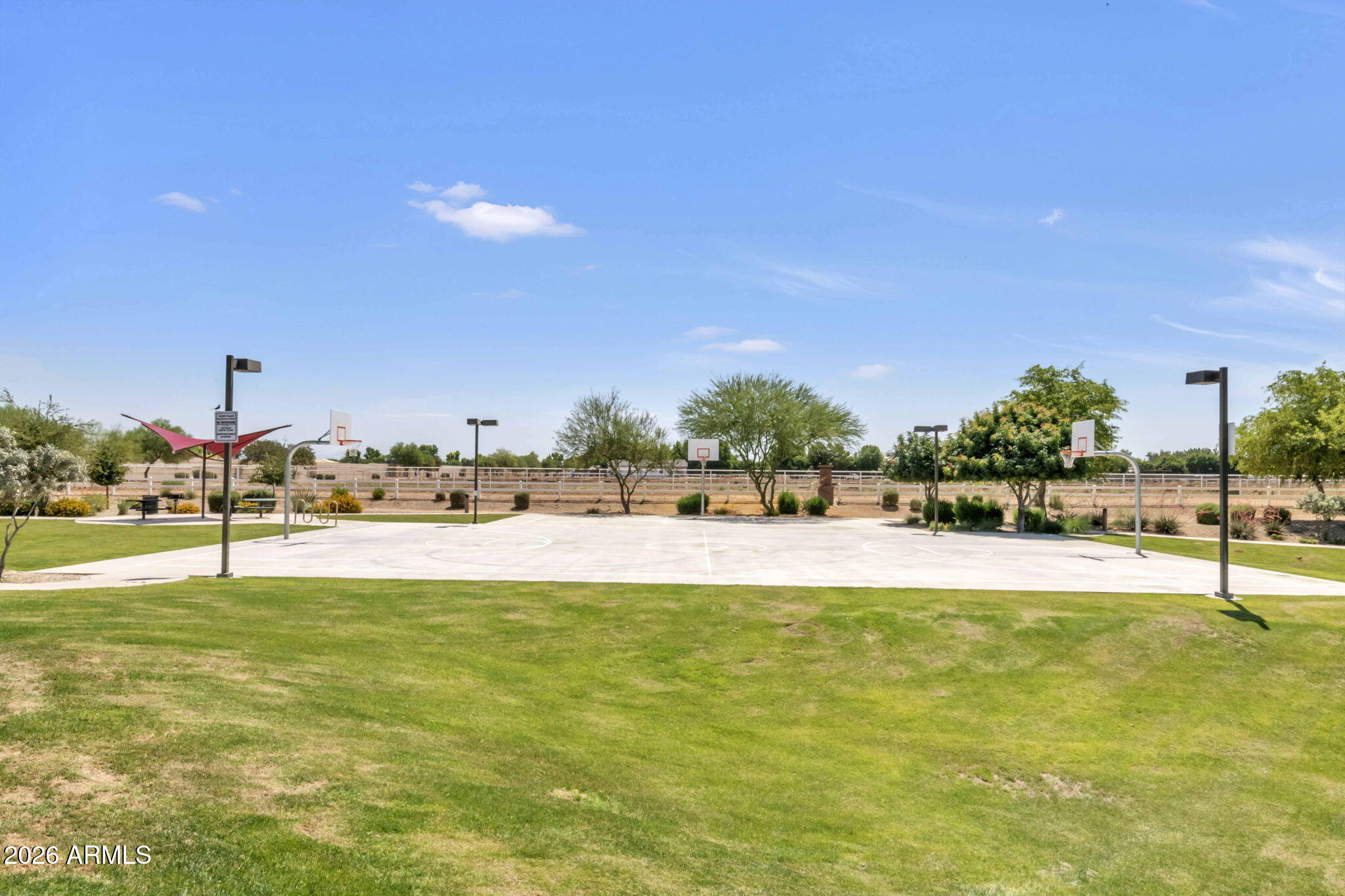 3386 E TIFFANY Court