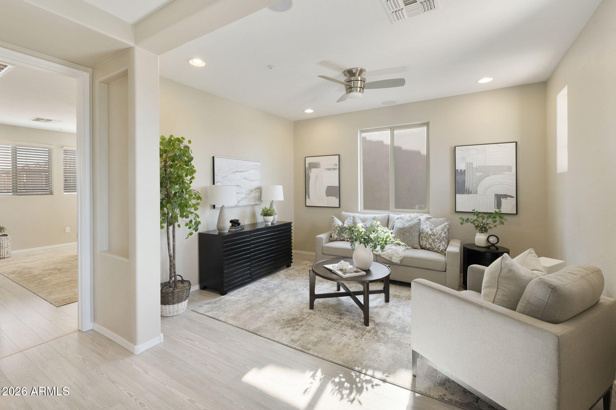 3386 E TIFFANY Court