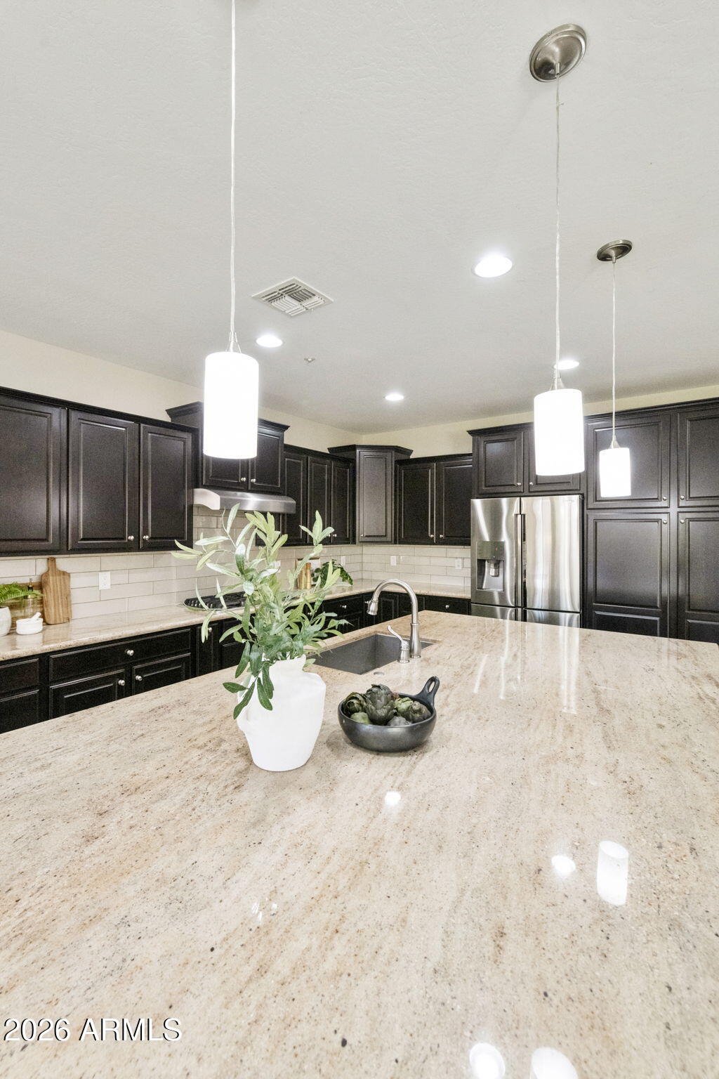 3386 E TIFFANY Court