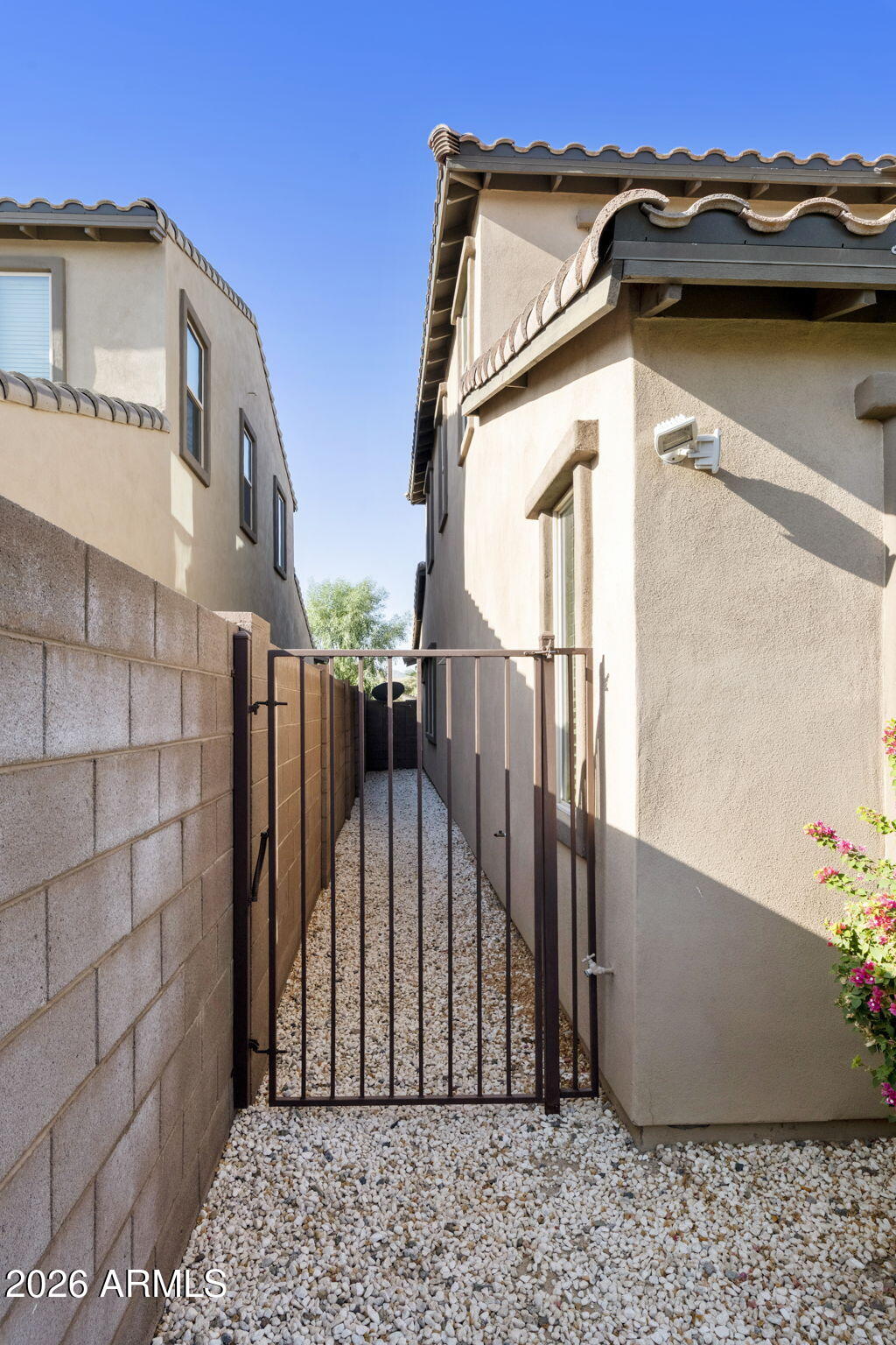 3386 E TIFFANY Court