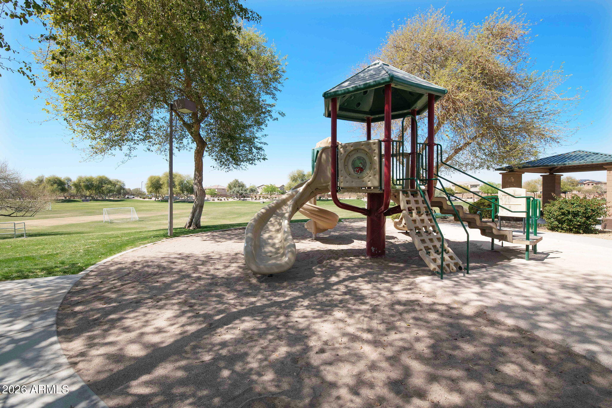 3386 E TIFFANY Court