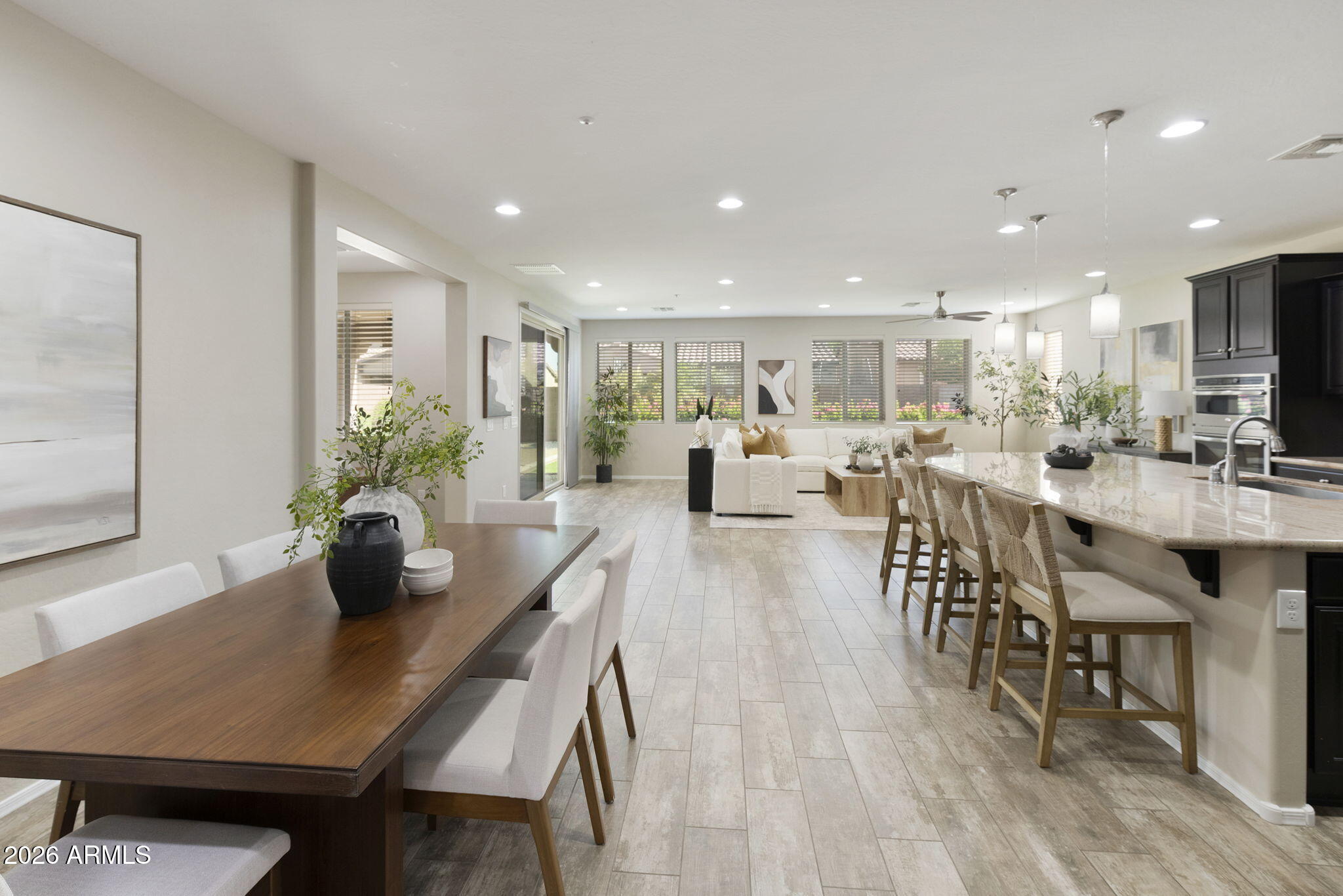 3386 E TIFFANY Court