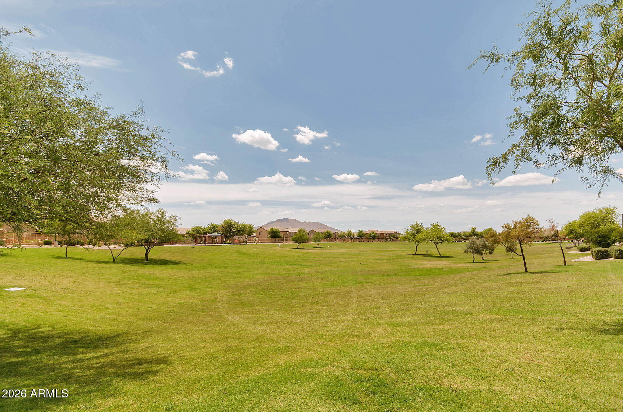 3386 E TIFFANY Court