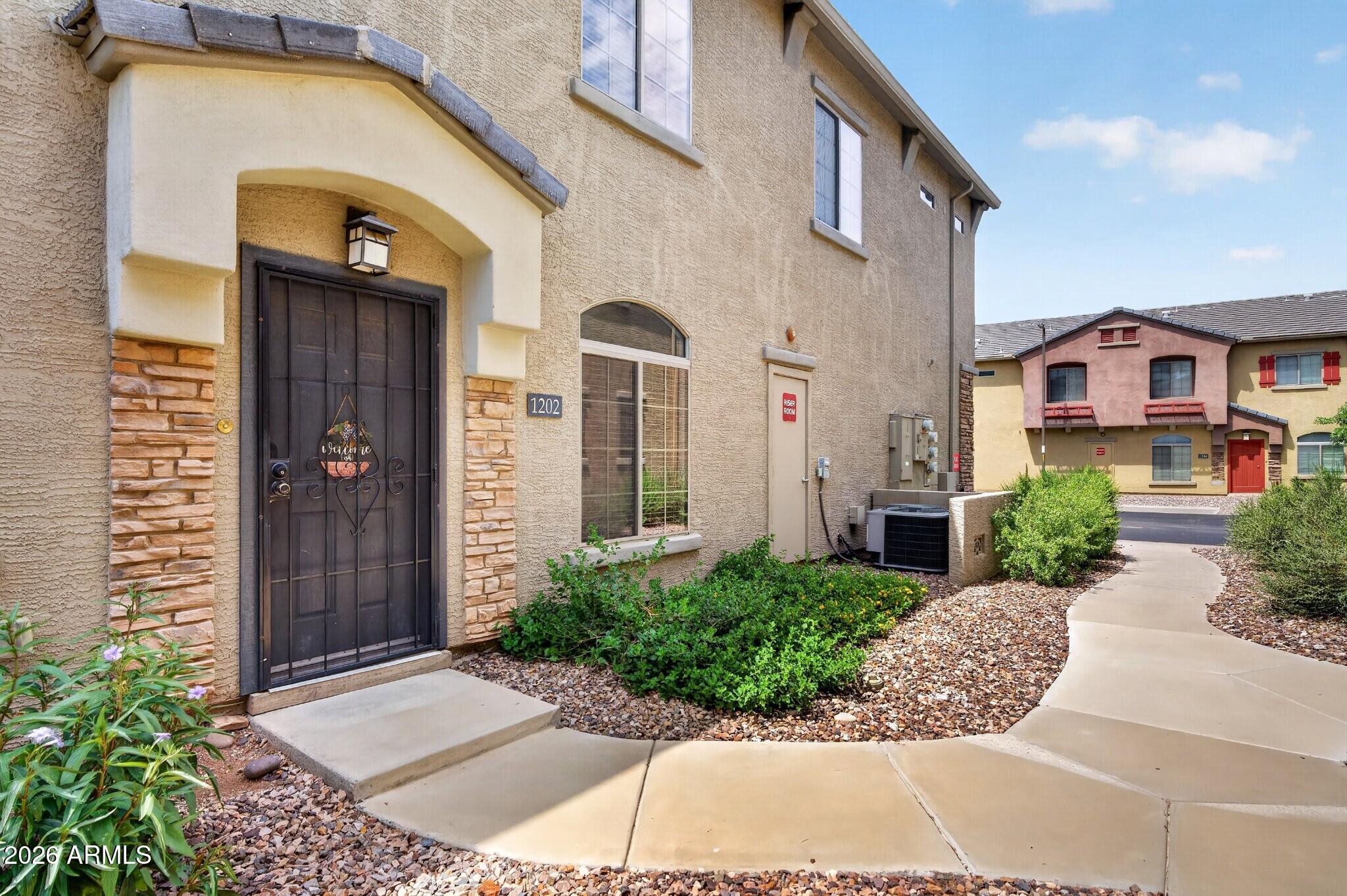 1350 S GREENFIELD Road 1202